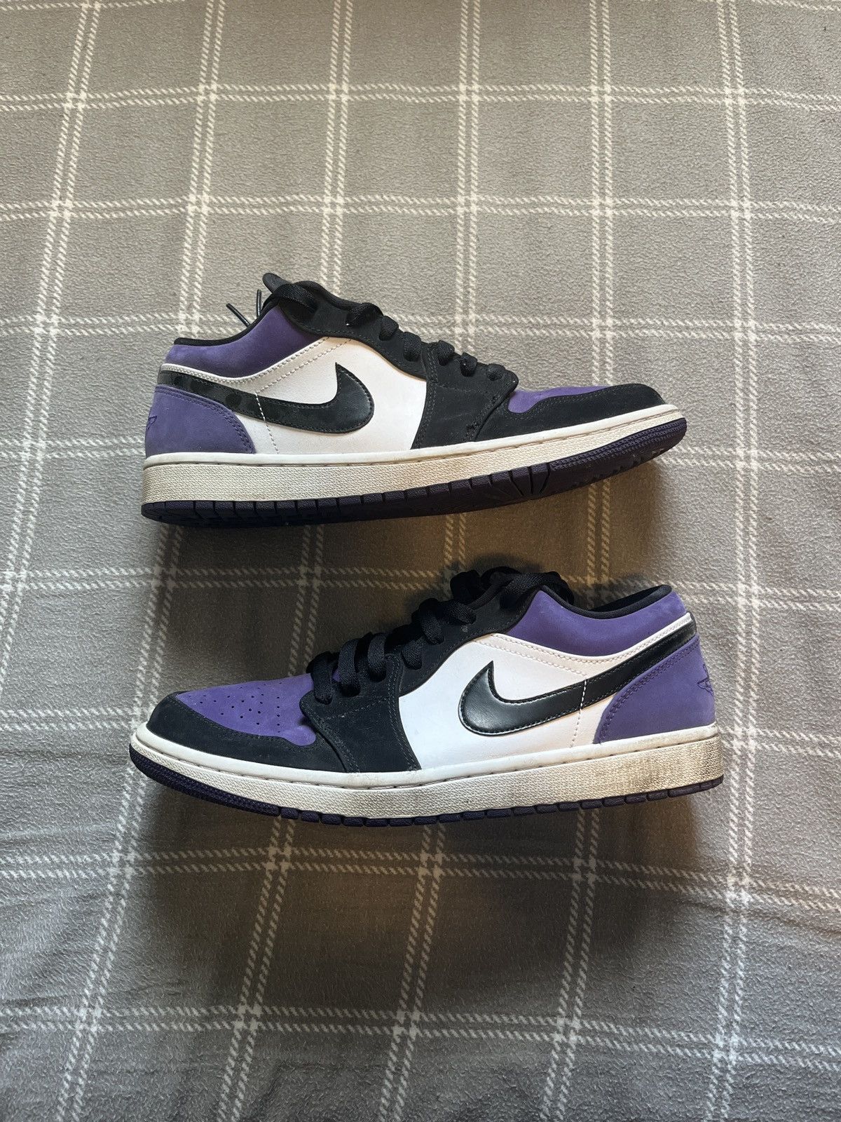 Jordan Brand Jordan 1 Low Court Purple Size US 9.5 / EU 42-43 - 2 Thumbnail