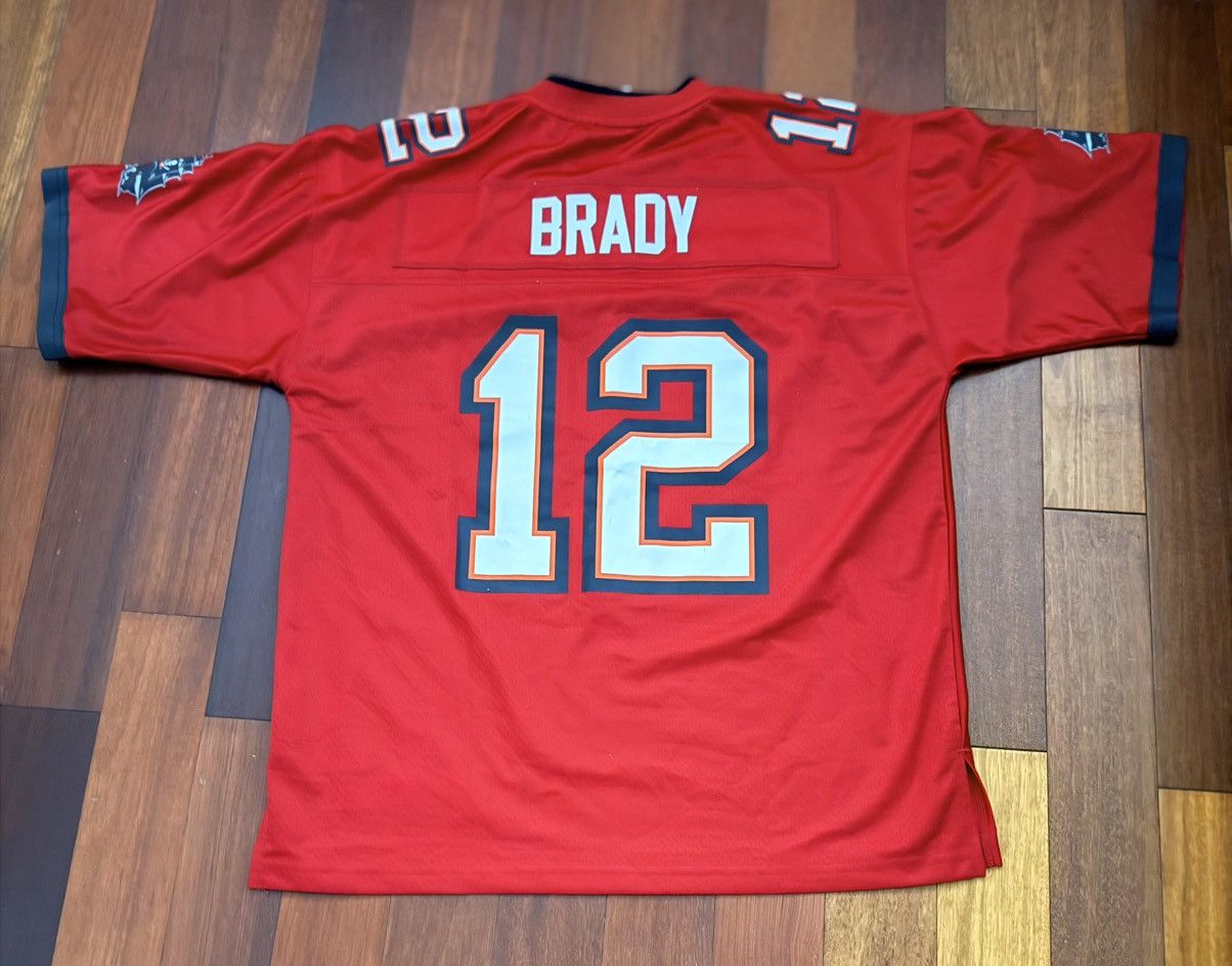 NFL Tom Brady Tampa Bay Buccaneers Jersey Size US L / EU 52-54 / 3 - 4 Thumbnail