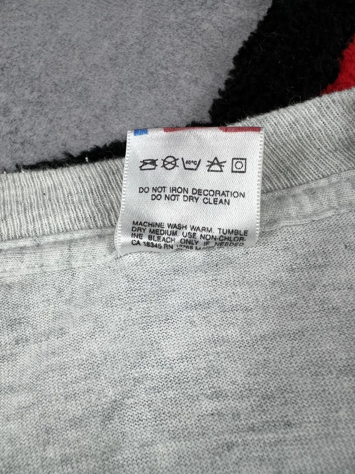 Fruit Of The Loom USA Nature Air Waves 1988 Birds Ducks Vintage Tee Shirt Size US L / EU 52-54 / 3 - 8 Thumbnail