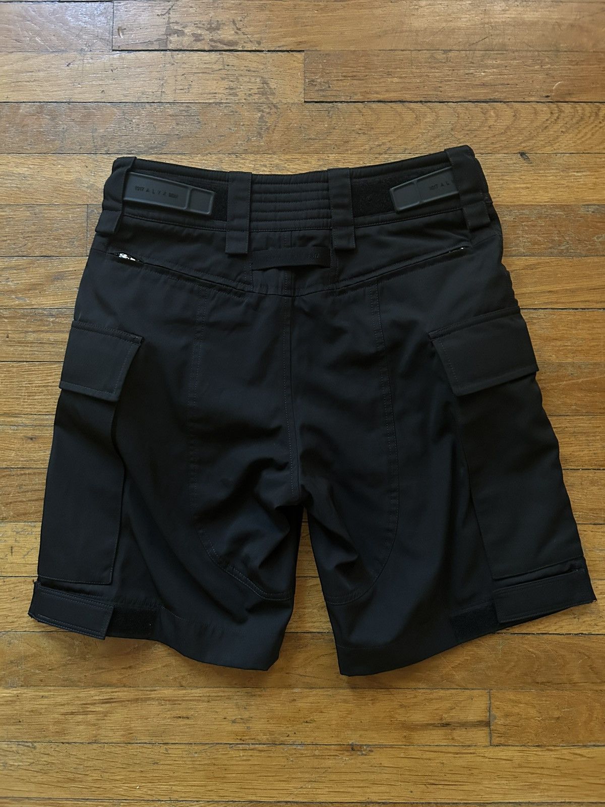 1017 ALYX 9SM Alyx Tactical Utility Nylon Shorts Size US 30 / EU 46 - 2 Thumbnail