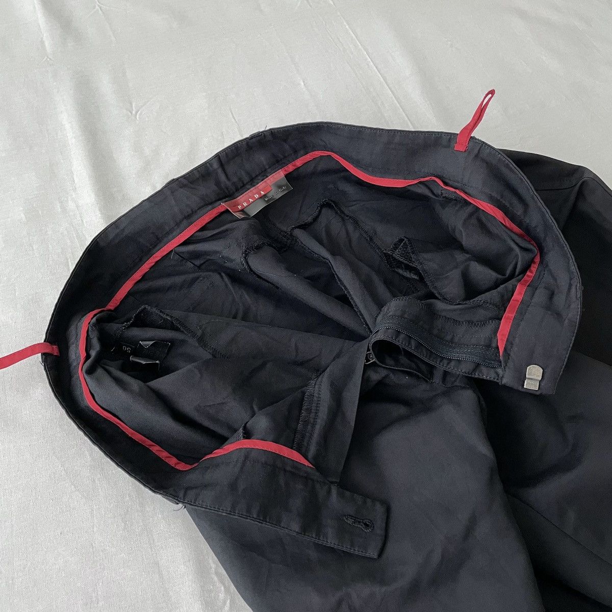 Prada Prada Black Trousers Fine Twill Wool Made in Italy Size US 34 / EU 50 - 11 Thumbnail