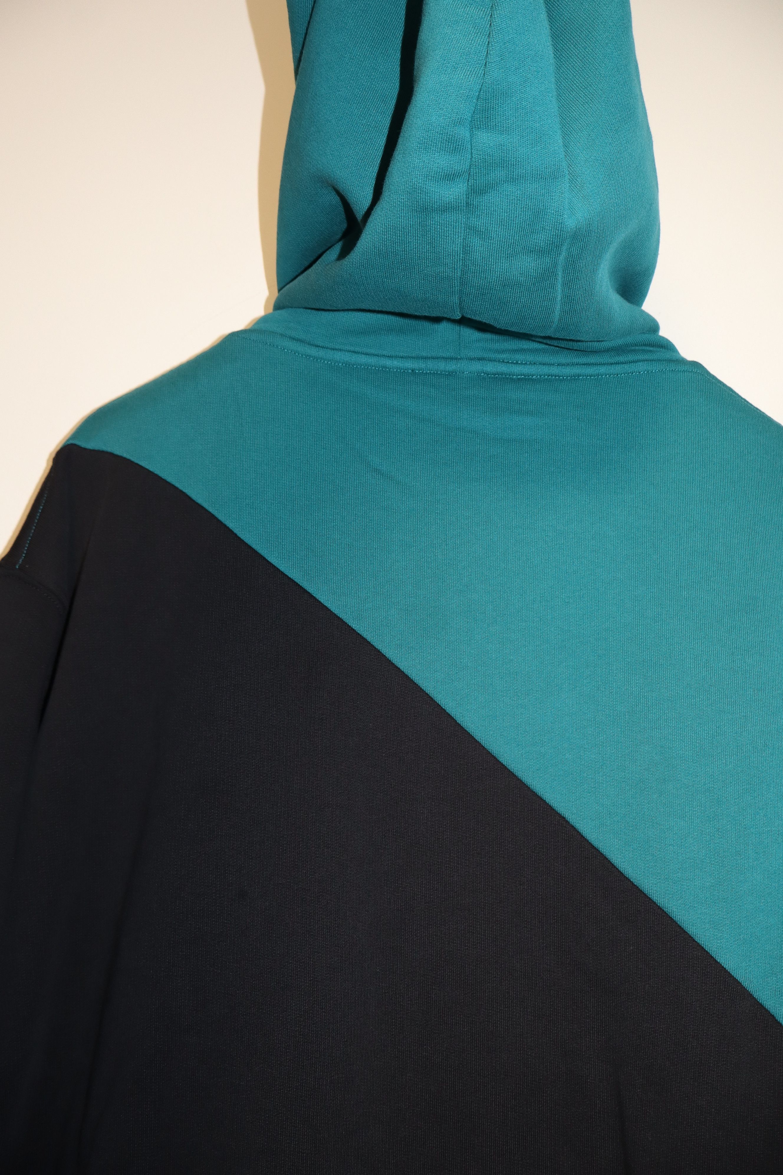 Etudes Embroidered stars bicolor hoodie Size US M / EU 48-50 / 2 - 10 Thumbnail