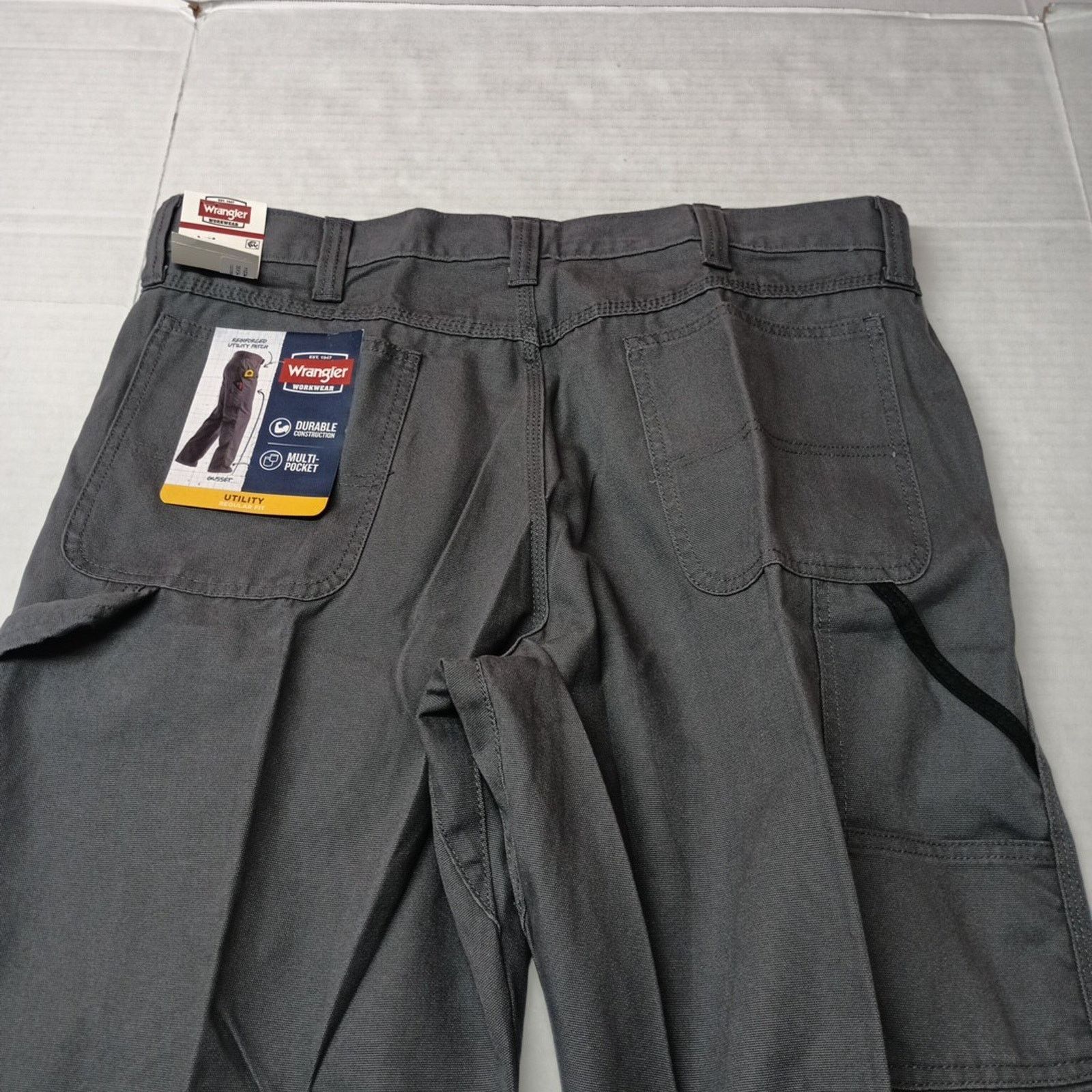 Wrangler Wrangler Carpenter Utility Pants Mens 36x34 Gray Regular Fit Size US 36 / EU 52 - 7 Thumbnail
