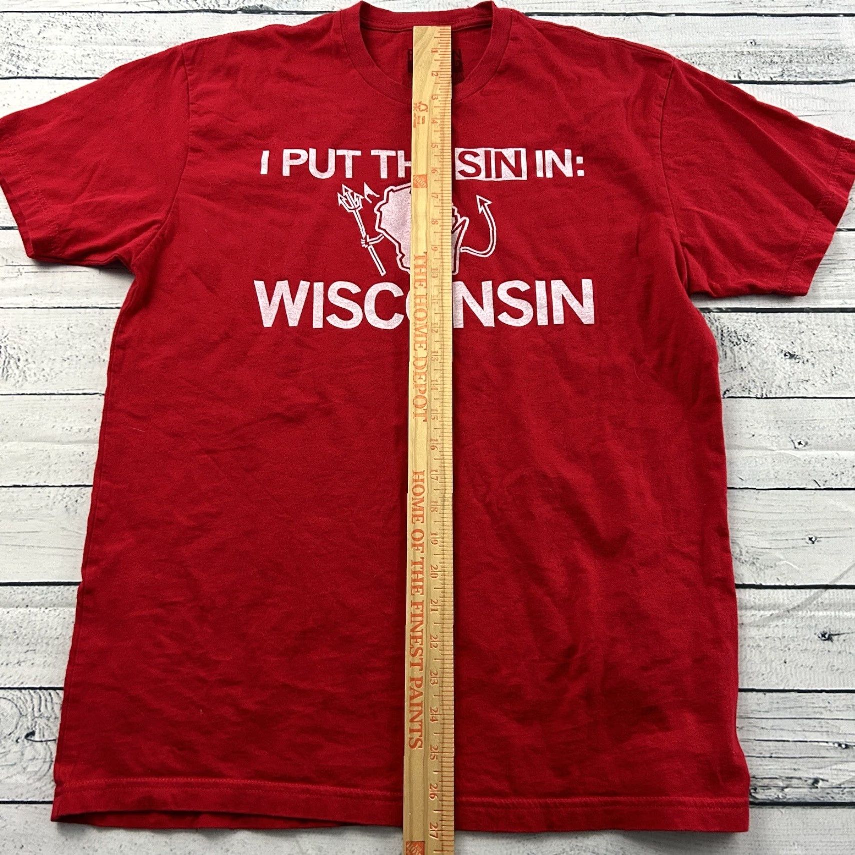 Vintage Raygun I Put The Sin In Wisconsin Short Sleeve T Shirt Men's M Red Size US M / EU 48-50 / 2 - 3 Thumbnail