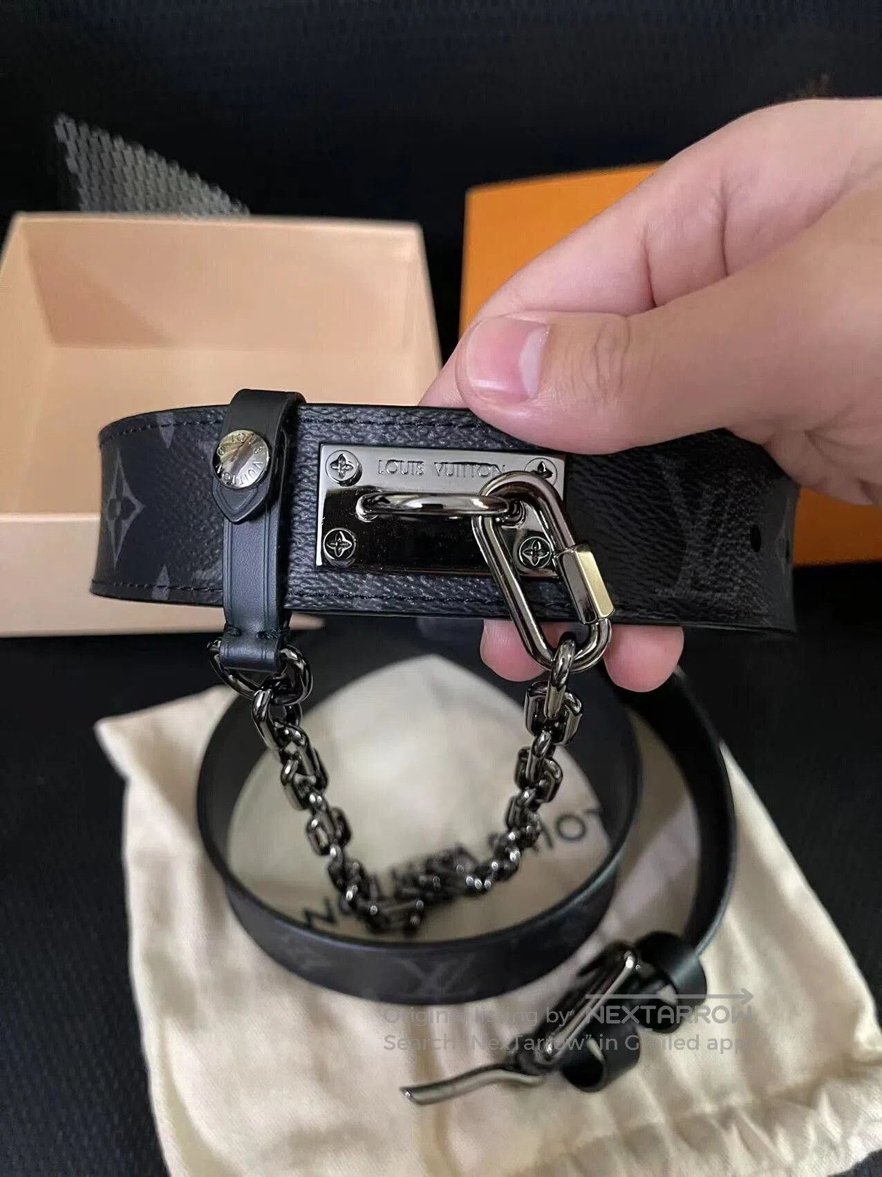 Louis Vuitton louis vuitton chain leather belt. Size ONE SIZE - 2 Thumbnail