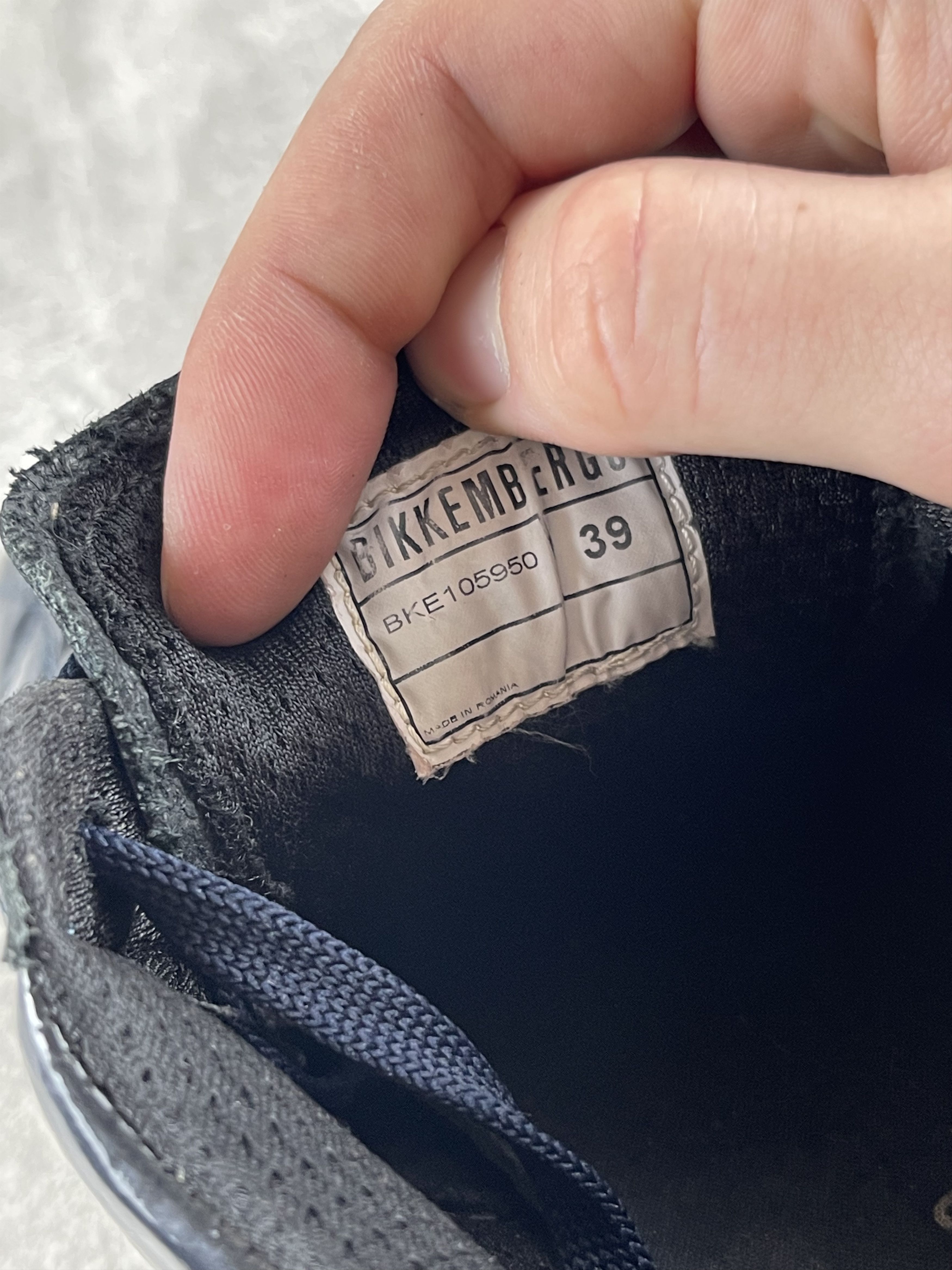 Dirk Bikkembergs Bikkembergs patent leather navy blue trainers sneakers Size US 9 / IT 39 - 10 Thumbnail
