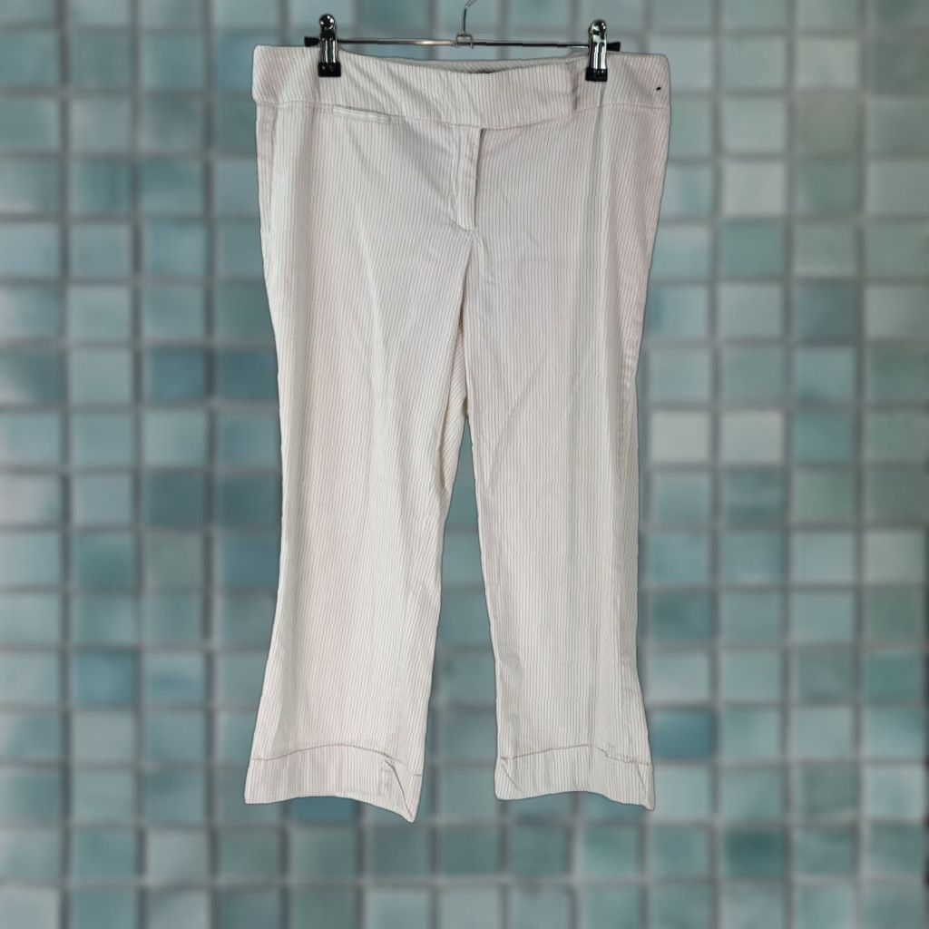 CO NY Plus Co Womens Cropped Flat Front Low Rise Casual White Pants Size 8 Size 30" / US 8 / IT 44 - 1 Thumbnail