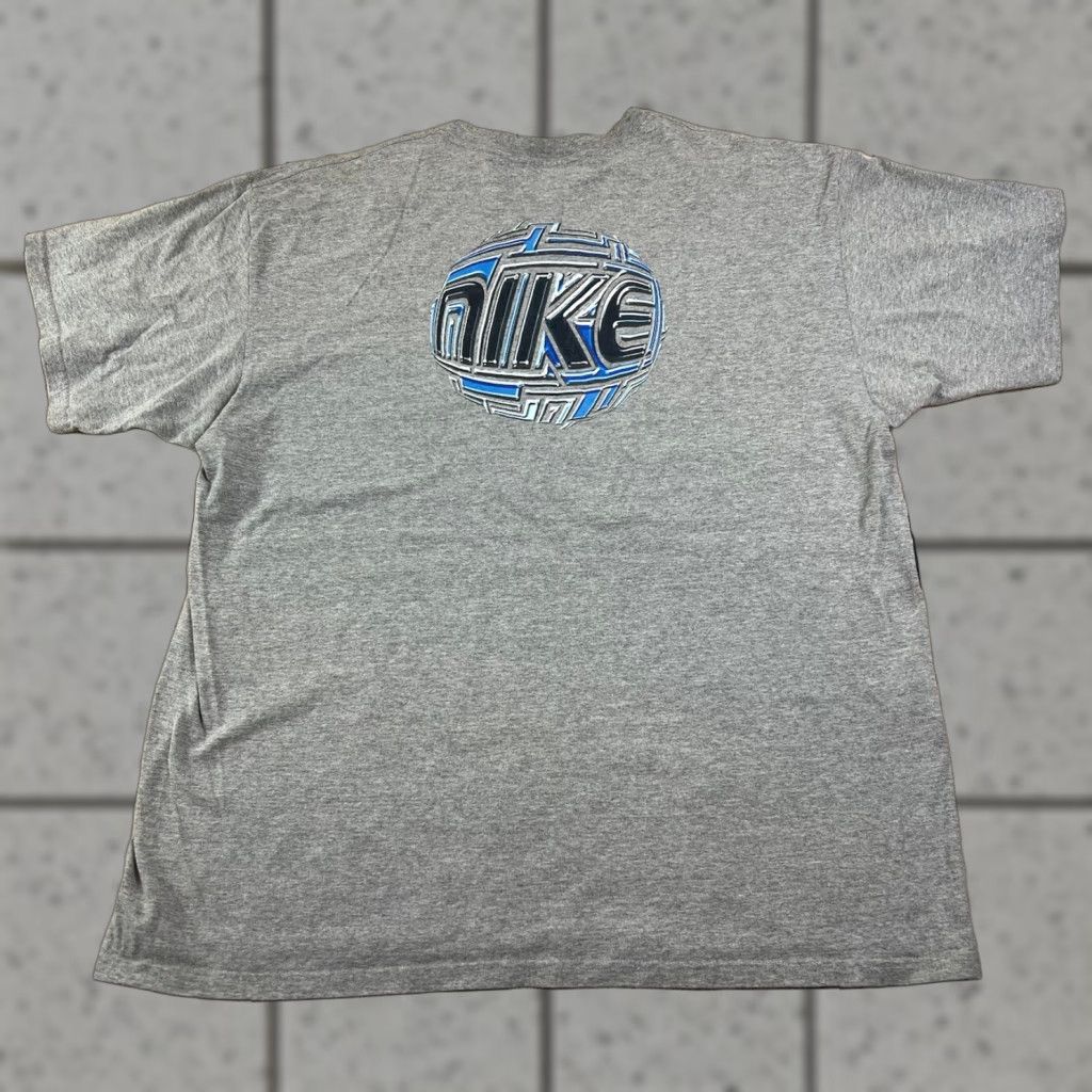 Nike VINTAGE Nike Shirt Men XL Gray 90s Double-Sided Short Sleeve T-Shirt Mens Classic Sports Size US XL / EU 56 / 4 - 1 Thumbnail