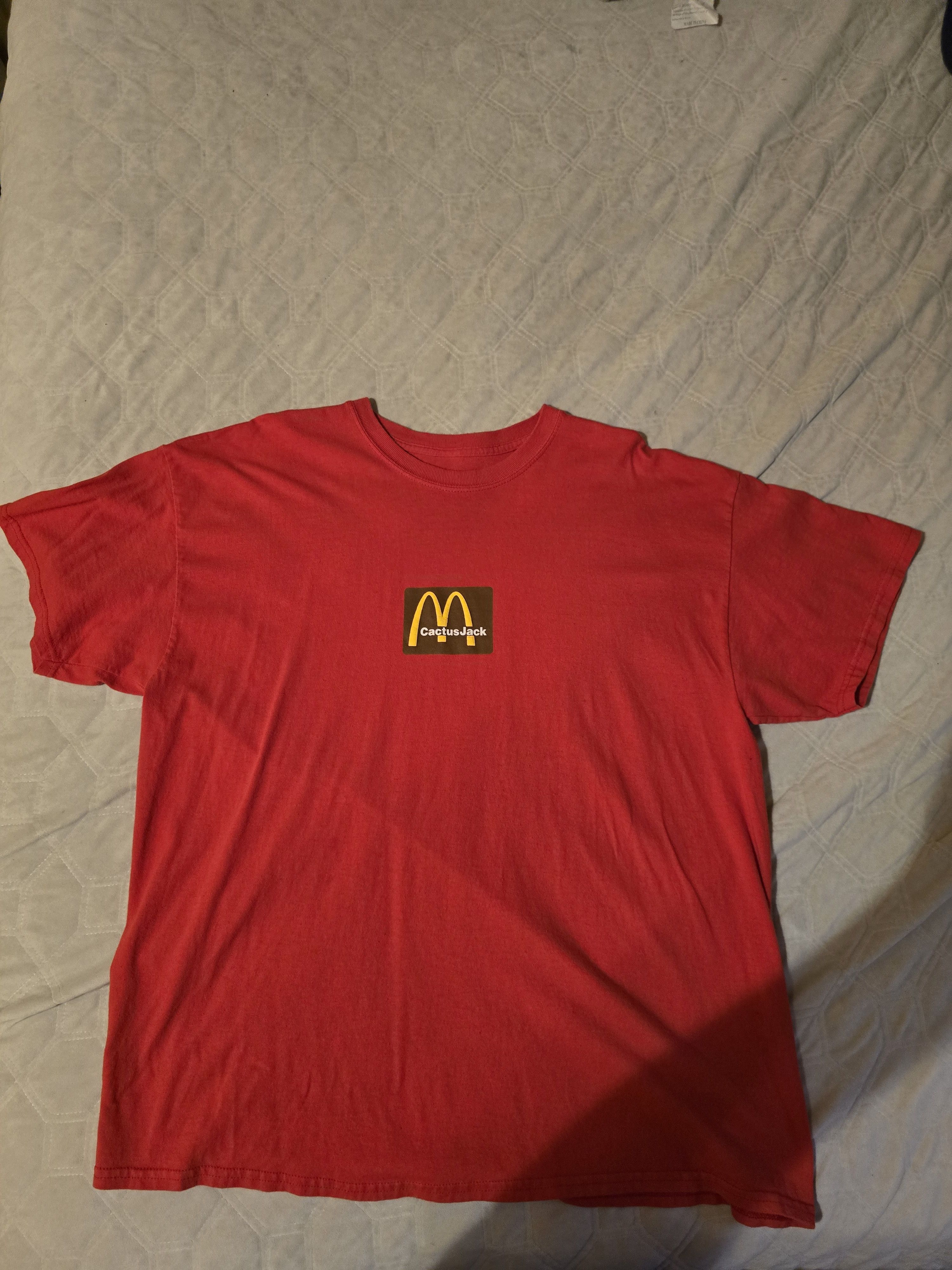 Travis Scott Cactus Jack McDonalds tshirt sz L Size US L / EU 52-54 / 3 - 1 Thumbnail
