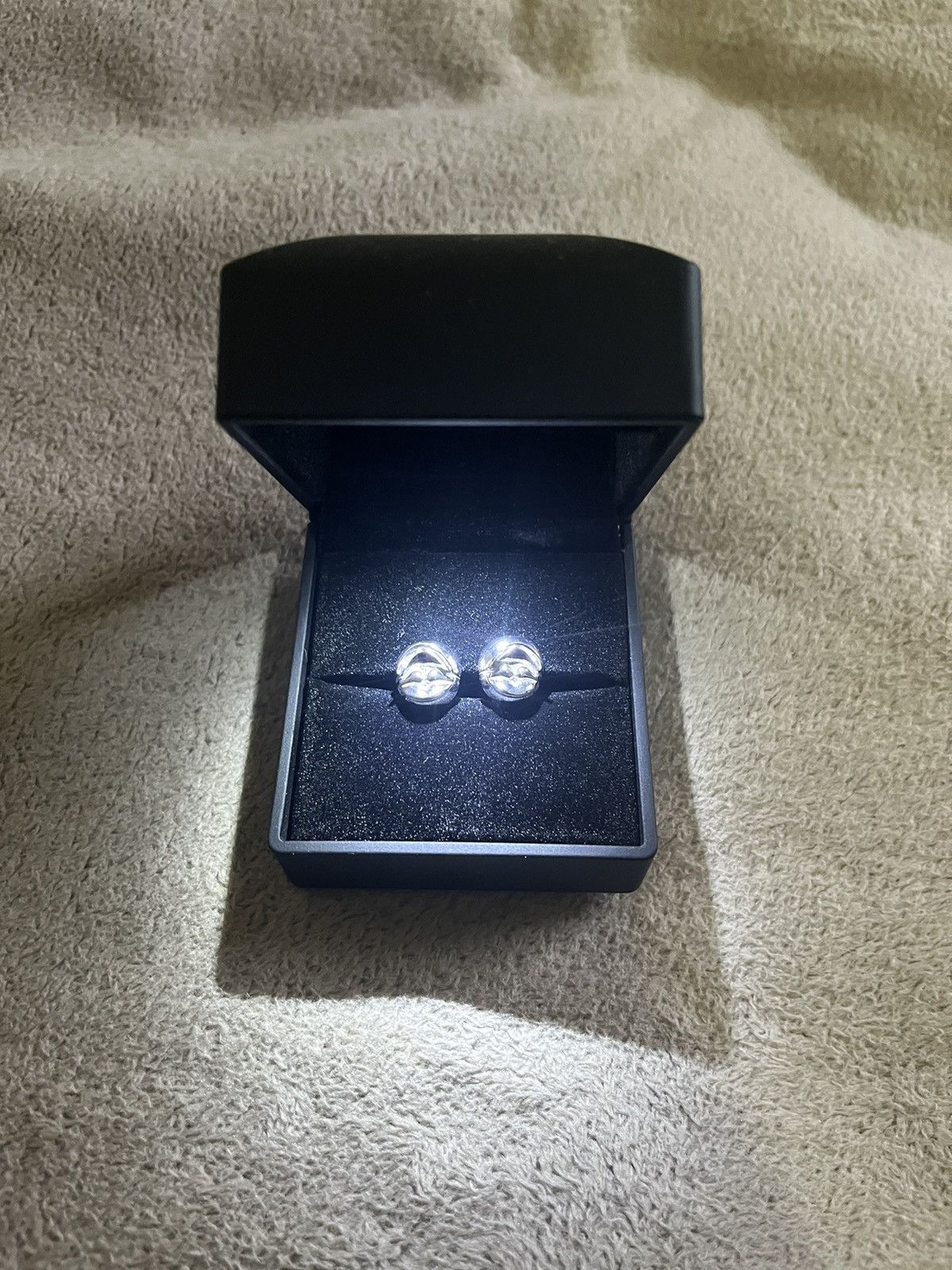 Joeyy 1Man Mascot .925 Silver Earrings