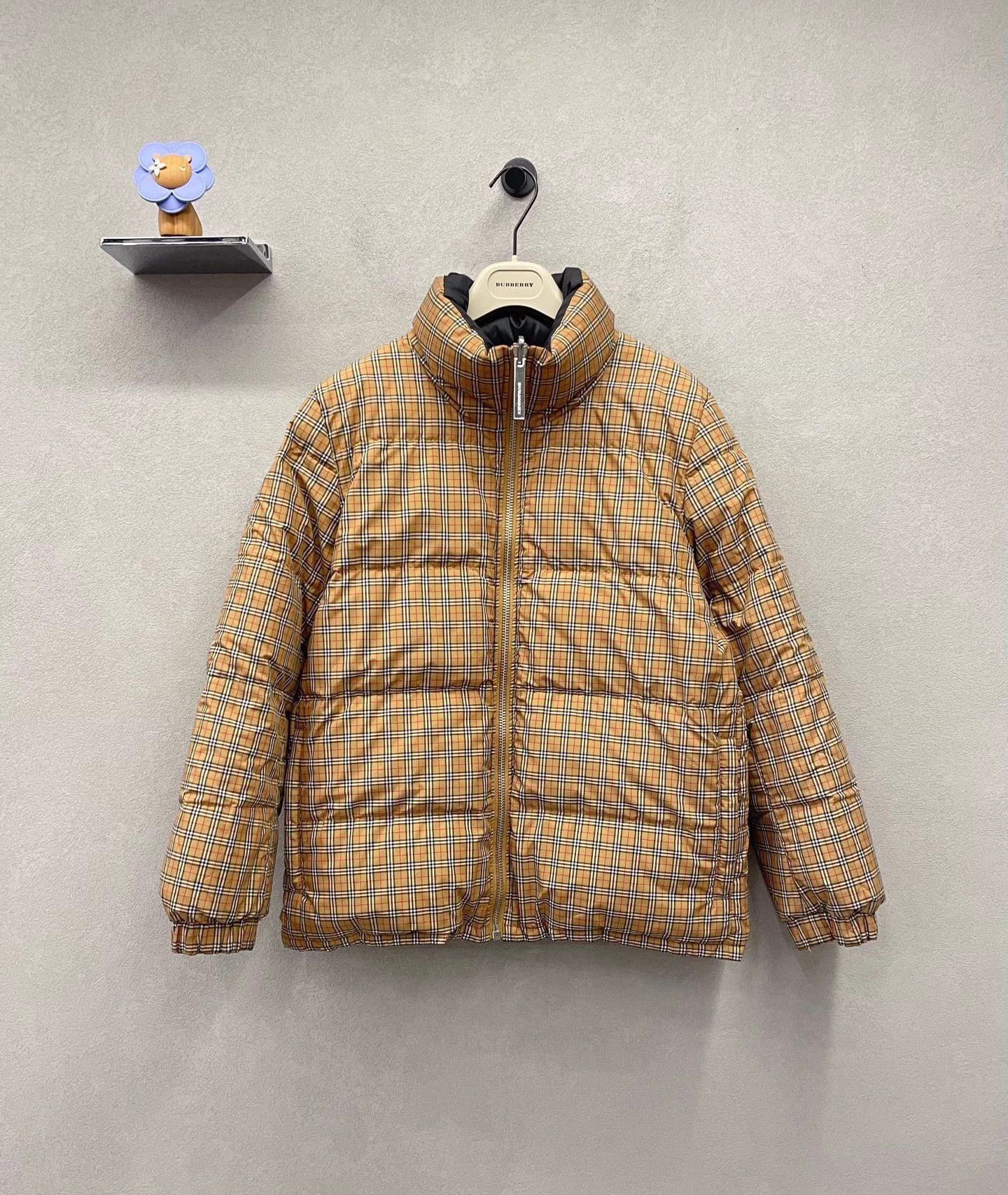 Burberry Burberry Check Down Jacket Size M Size M / US 6-8 / IT 42-44 - 1 Thumbnail
