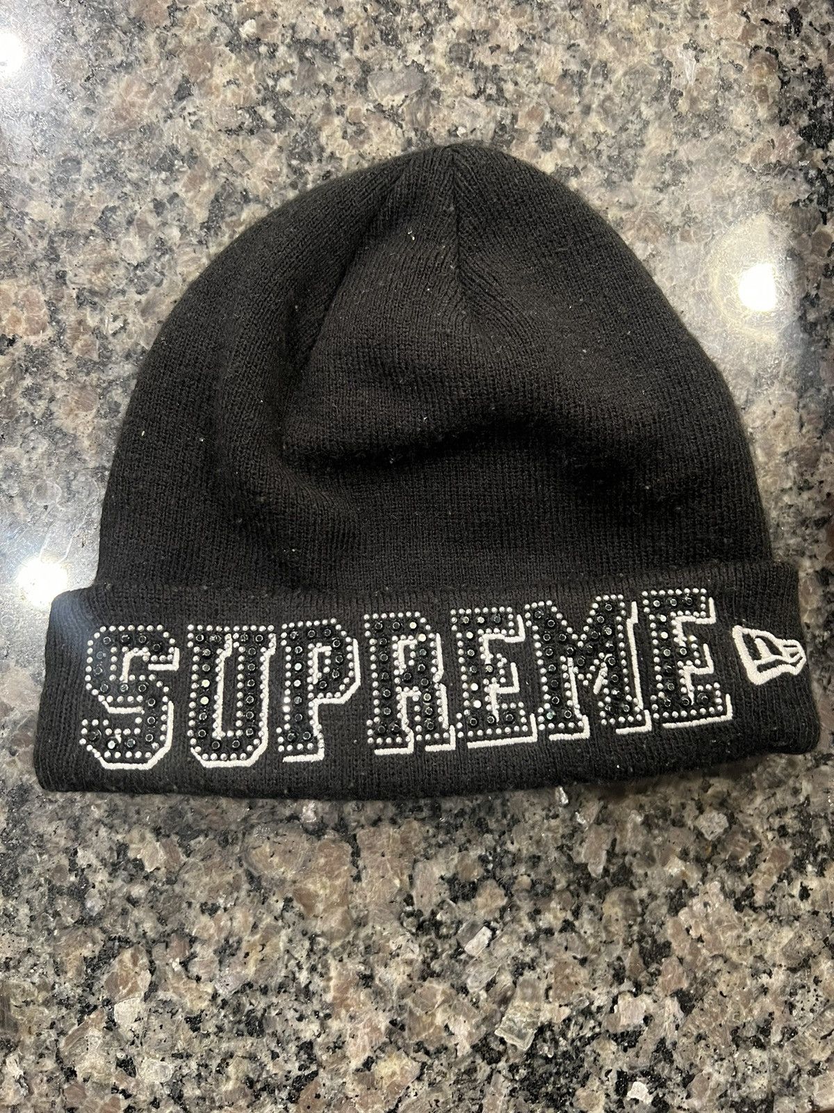 image of New Era Gems Beanie Black, Men's