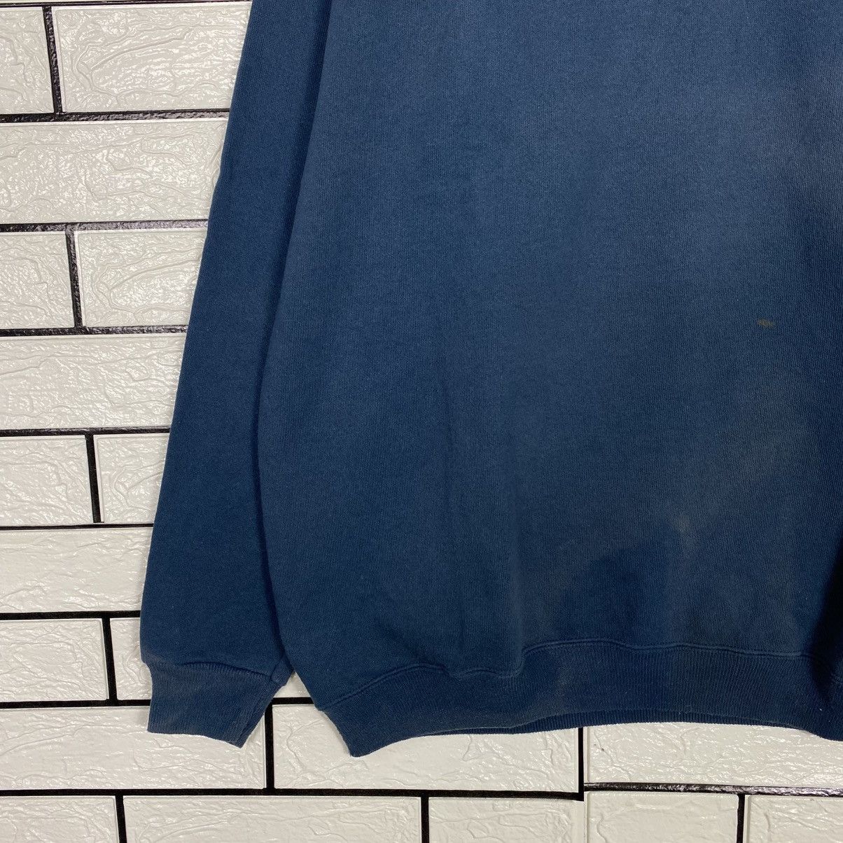 Vintage 📌Vintage Sweatshirt Local Motion Hawaii Big Logo Made in Usa Size US L / EU 52-54 / 3 - 5 Thumbnail