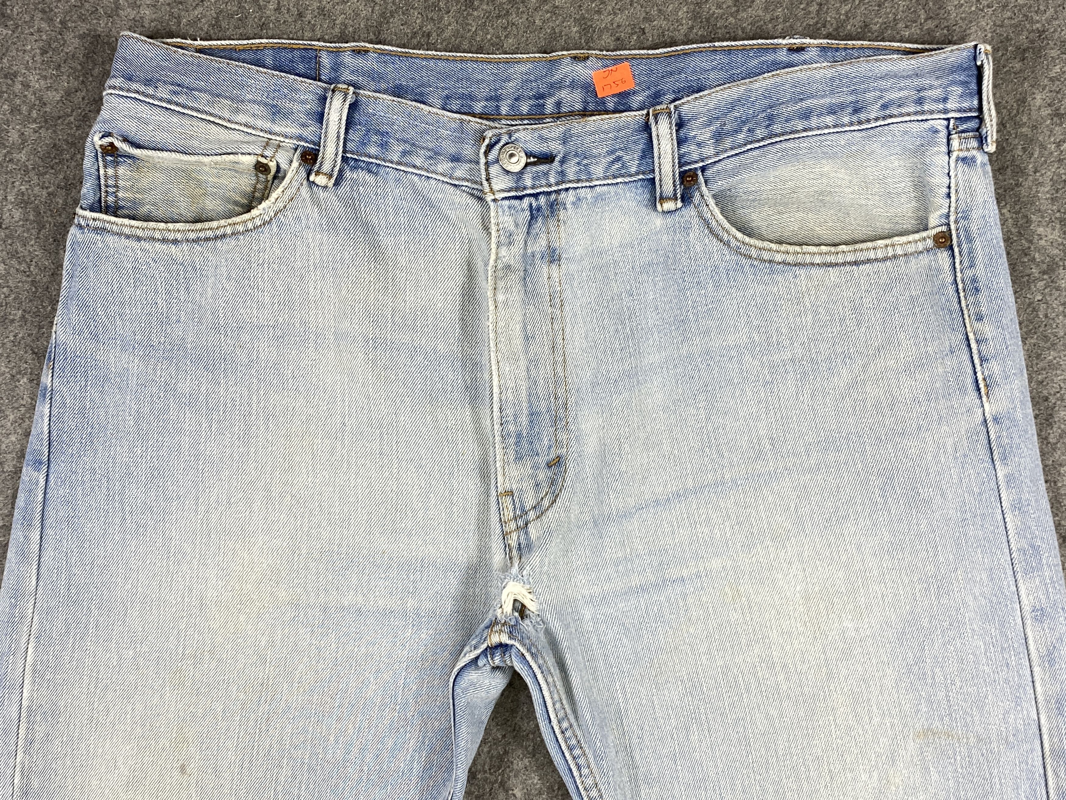 Levi's Light Blue Wash Vintage Levi's 505 39x29 Denim -JN1756 Size US 39 - 3 Thumbnail