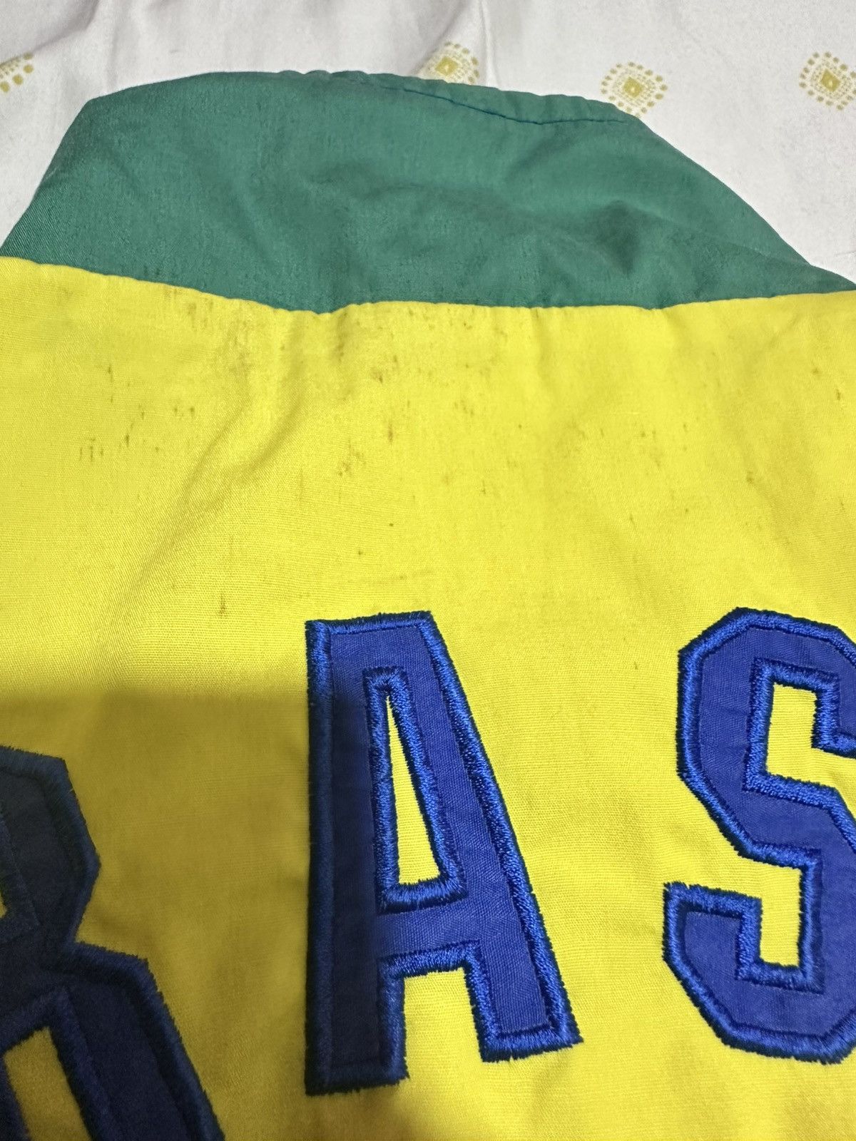 Vintage Vtg 90s umbro Brazil national team track jacket Size US L / EU 52-54 / 3 - 8 Thumbnail