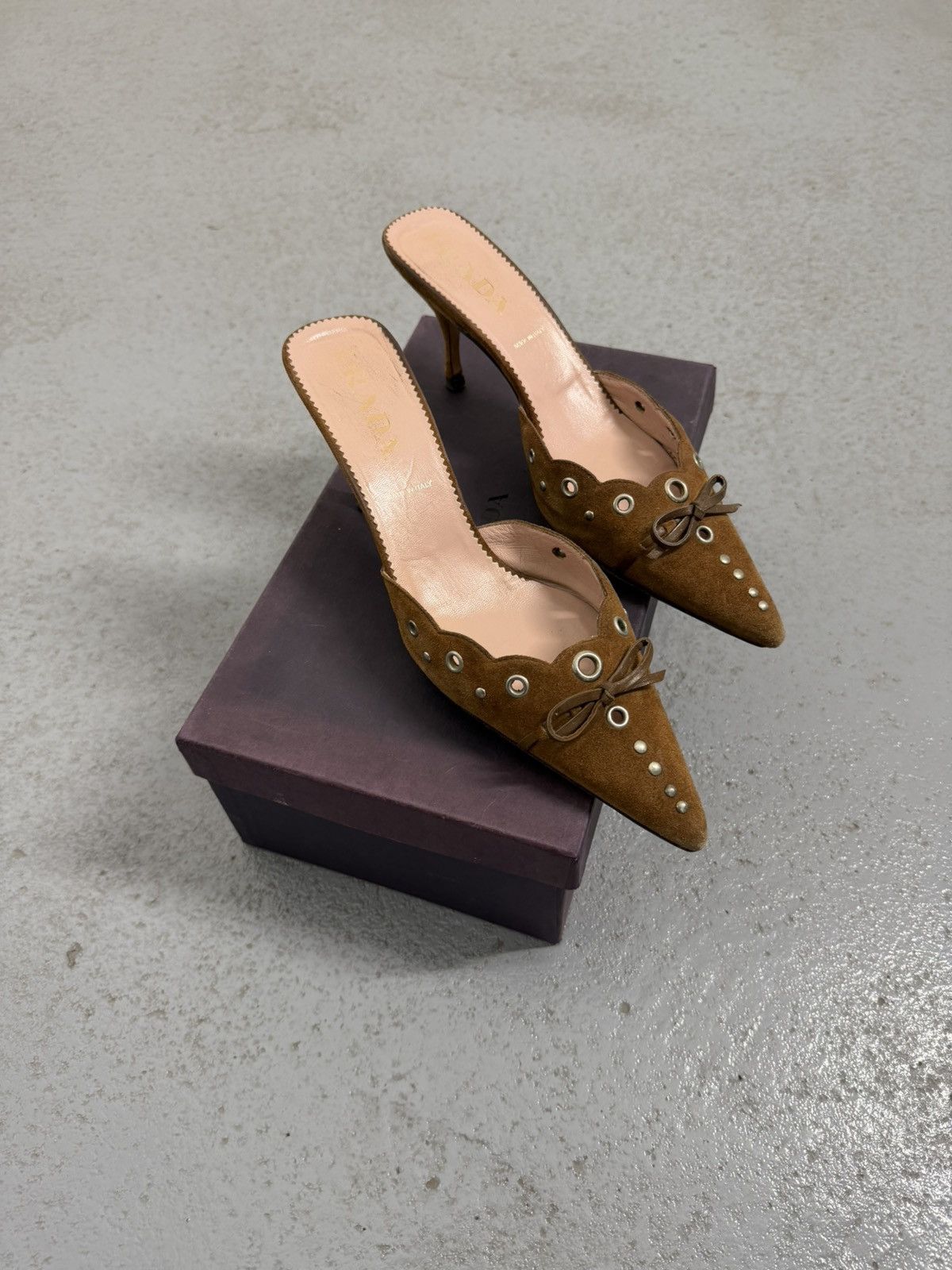 Prada Iconic Prada Eyelets Mule Heels With Box And Dust Bag Size US 8.5 / IT 38.5 - 3 Thumbnail