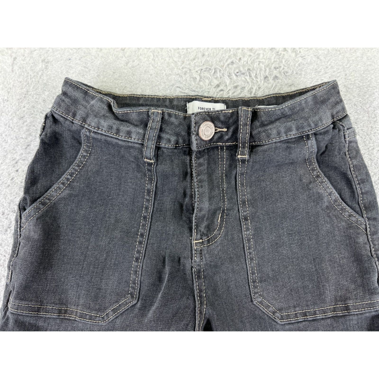 Forever 21 Forever 21 Jeans Women 24 Gray Denim Flared High Rise 5-Pocket Cotton Inseam 30 Womens Size 42" / US 20 - 4 Thumbnail