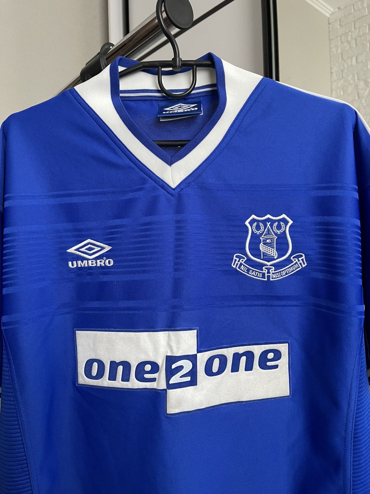 Umbro 1999/2000 Umbro Everton Vintage Soccer Jersey Shirt Size US L / EU 52-54 / 3 - 6 Thumbnail