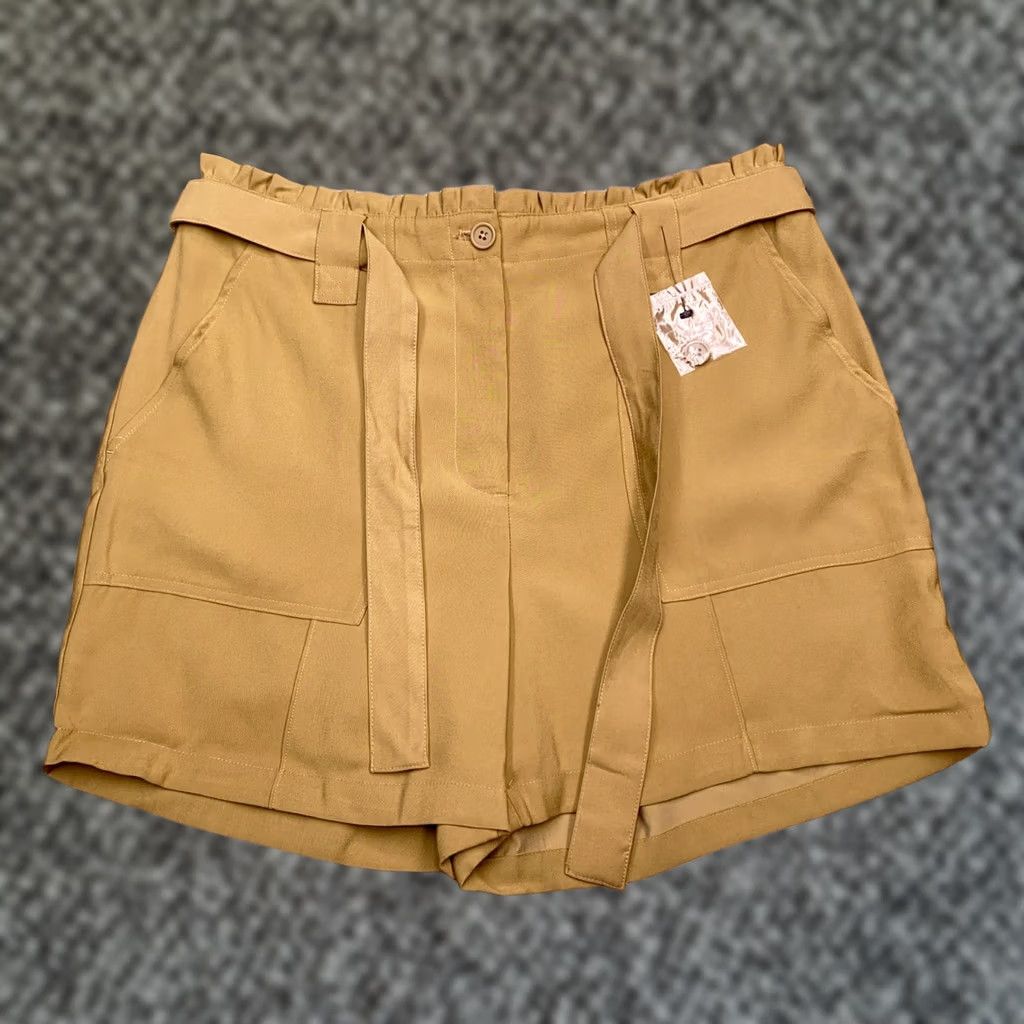 Nine West Nine West Paperbag Shorts Large Brown Belted High Rise Ladies Regular Summer Casual Size 36" / US 14 / IT 50 - 1 Thumbnail