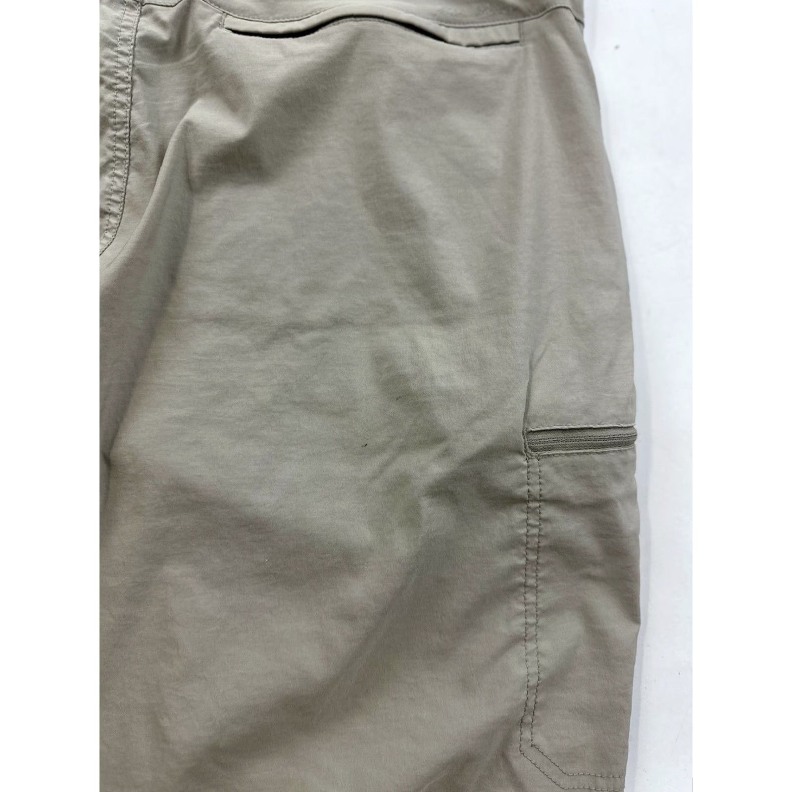 Eddie Bauer VINTAGE Eddie Bauer Cargo Shorts Men 40 Khaki Beige Safari Trail Pockets Mens Size US 40 / EU 56 - 7 Thumbnail