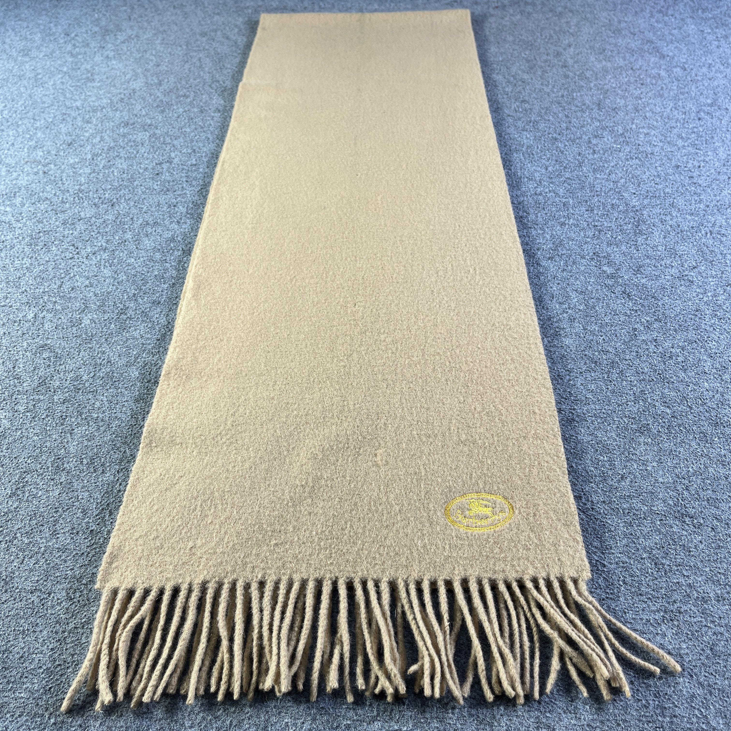 Plain Burberry Scarf / Muffler / Neckwear T1082