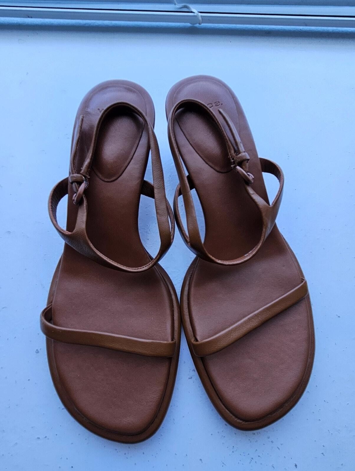 Vince NWOT Vince 7.5 Women's Brown Leather Slingback Sandals Size US 7.5 / IT 37.5 - 1 Thumbnail