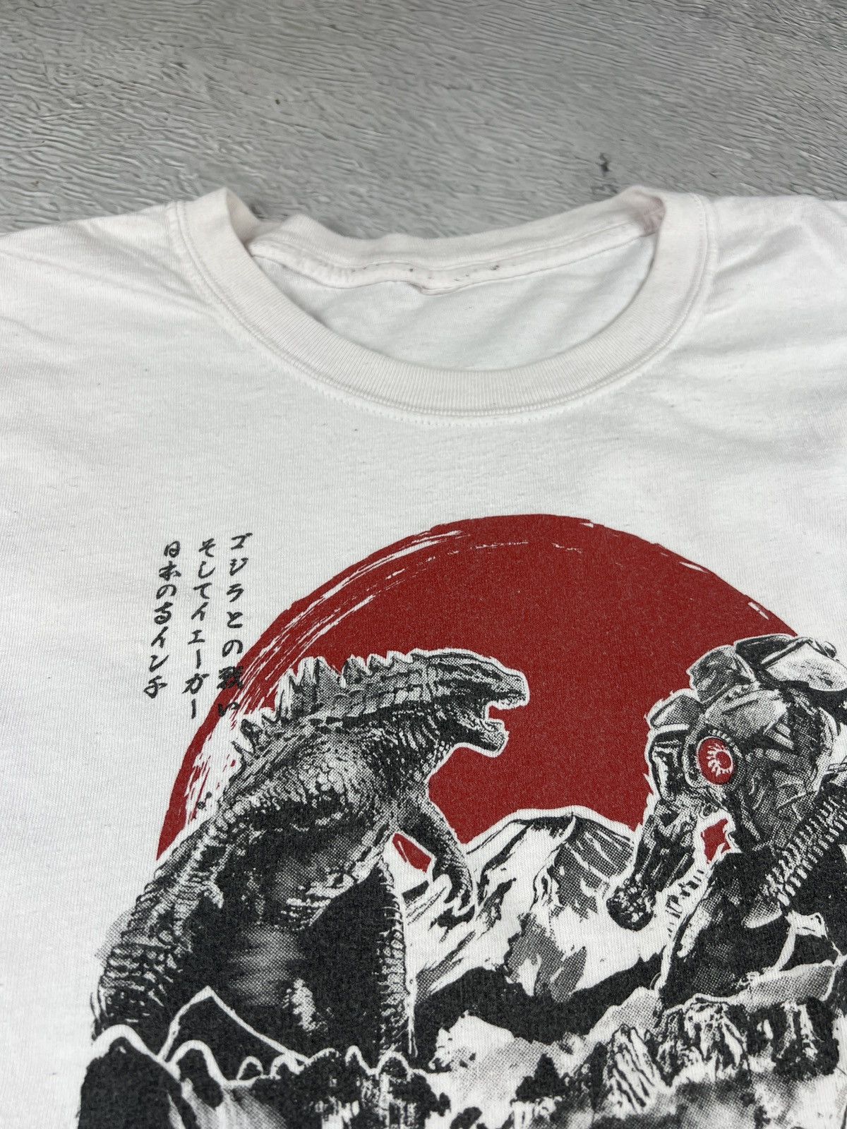 Anime × Japanese Brand Vintage Harajuku Japanese Classic Godzilla Print Tshirt Size US XXL / EU 58 / 5 - 3 Thumbnail