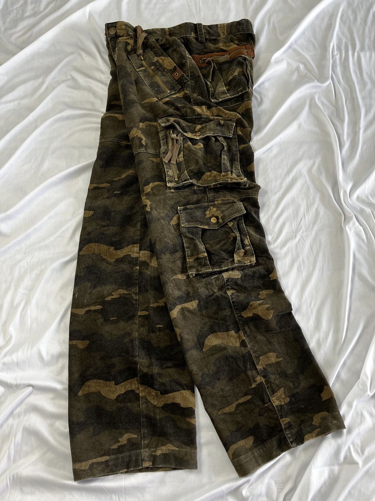 Japanese Brand Japanese brand cargo pants with camouflage motif Size US 32 / EU 48 - 3 Thumbnail