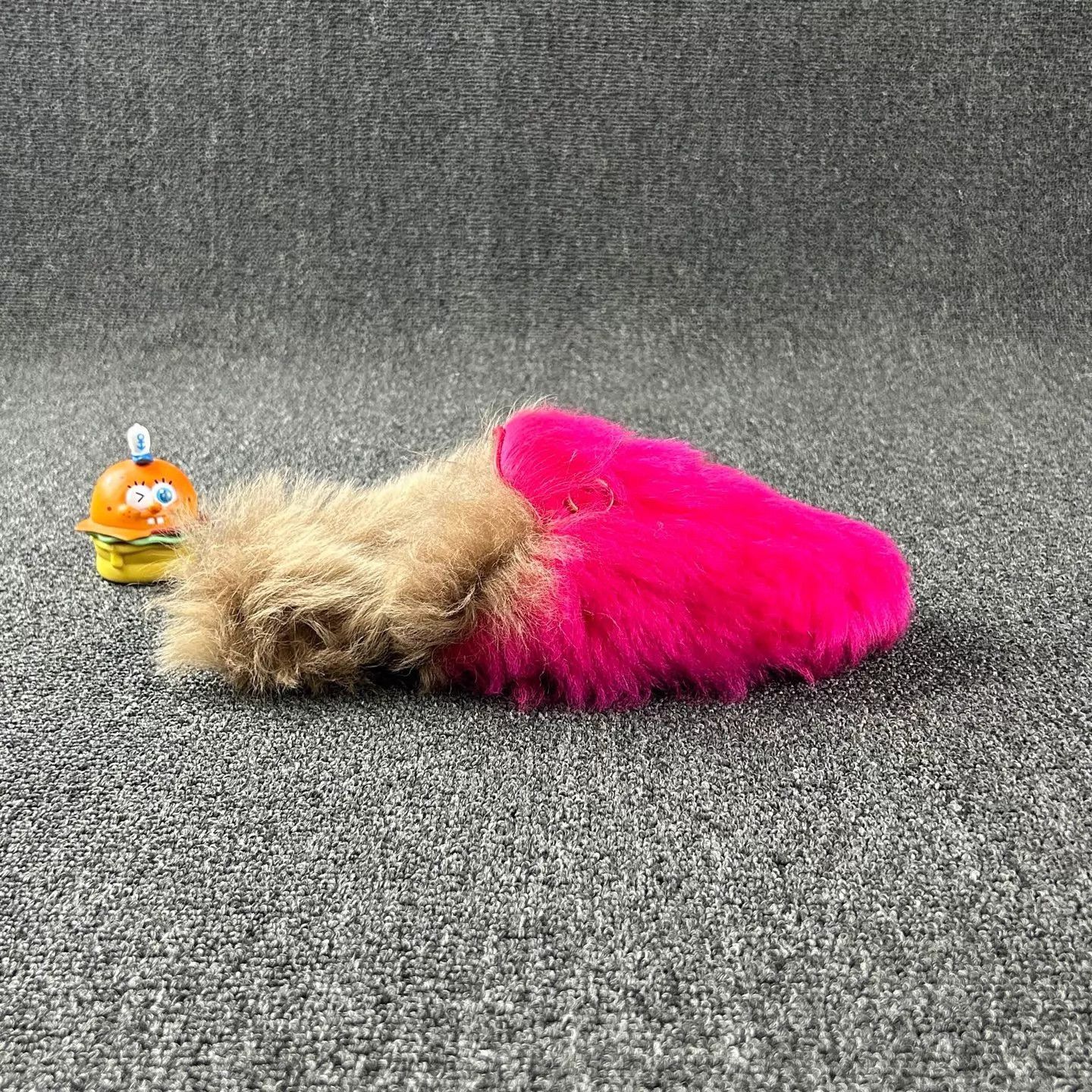 Gucci Gucci pink fur slippers EUR 36 Size US 5.5 / IT 35.5 - 4 Thumbnail
