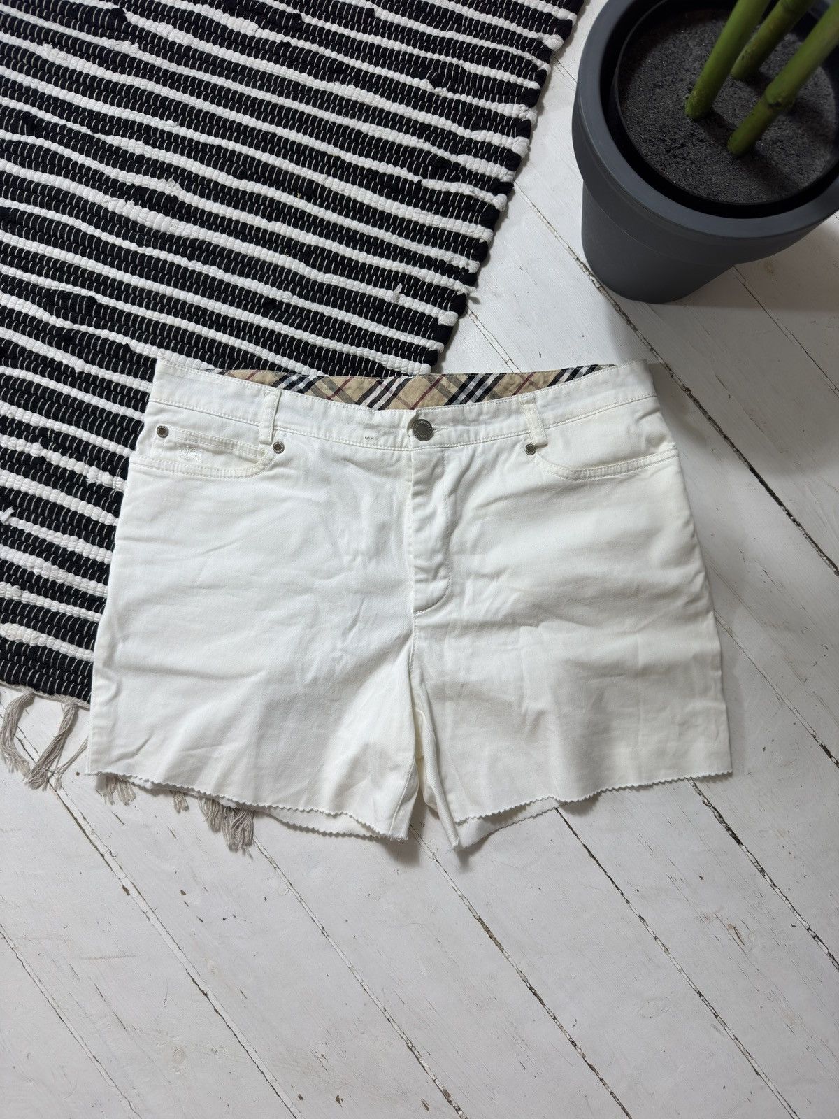 Burberry VINTAGE BURBERRY 2000s RED LABEL SHORTS Size 30" / US 8 / IT 44 - 1 Thumbnail