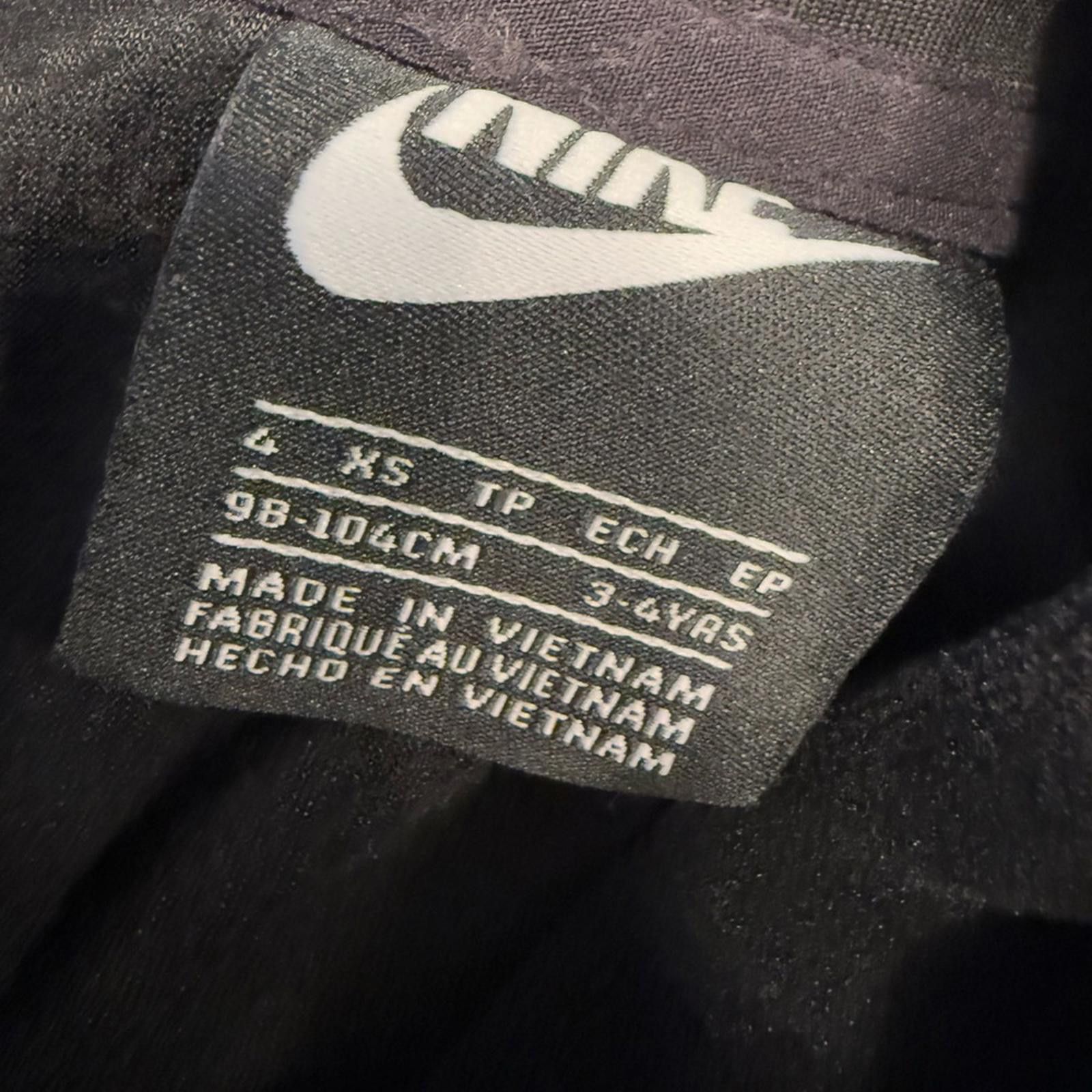 Nike Nike black velour hoodie dress SZ 4-XS-3 to 4 years Size XS / US 0-2 / IT 36-38 - 7 Thumbnail