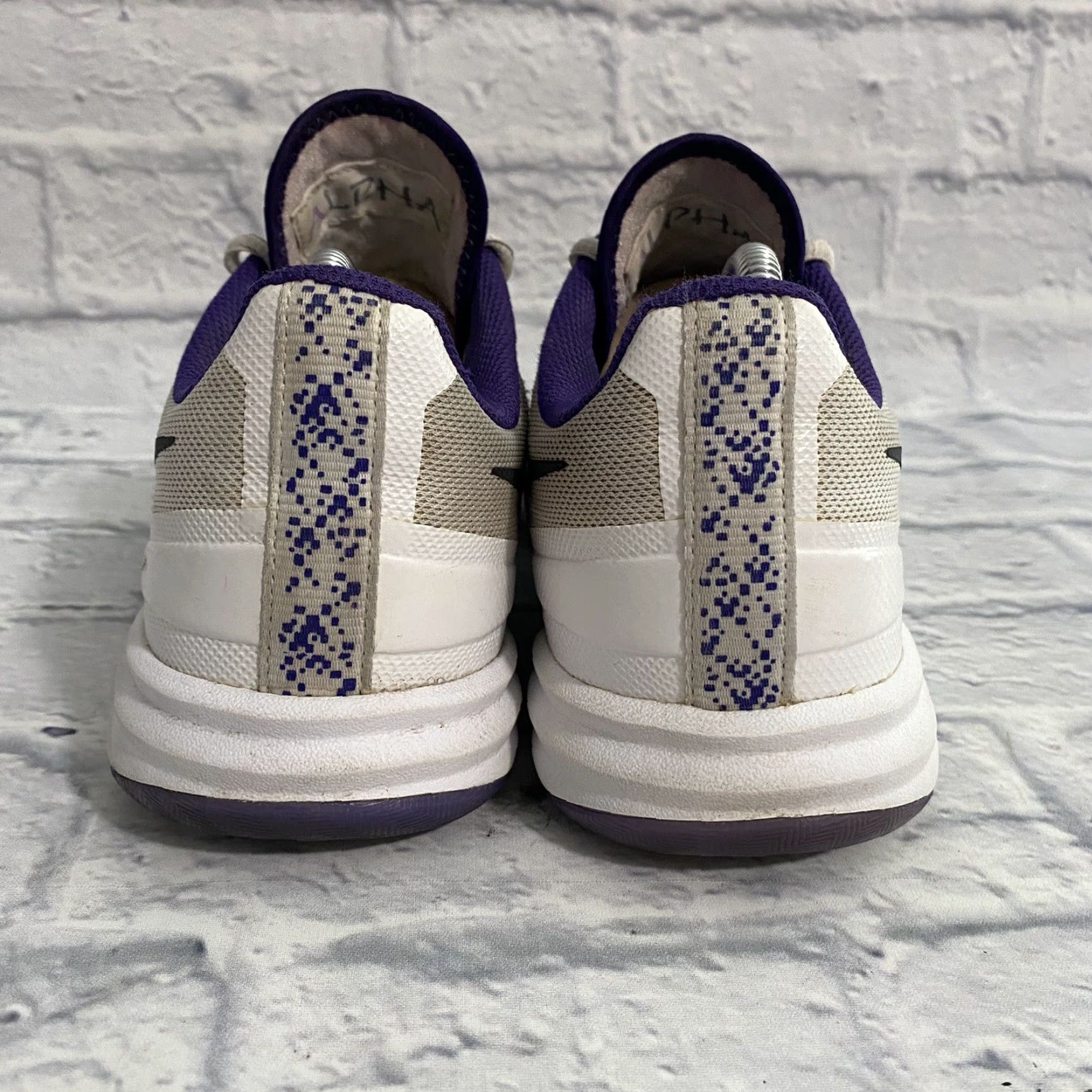 Nike Nike KB Kobe Mentality Court Purple White Basketball Sneakers Men’s US 8.5 Size US 9 / EU 42 - 5 Thumbnail