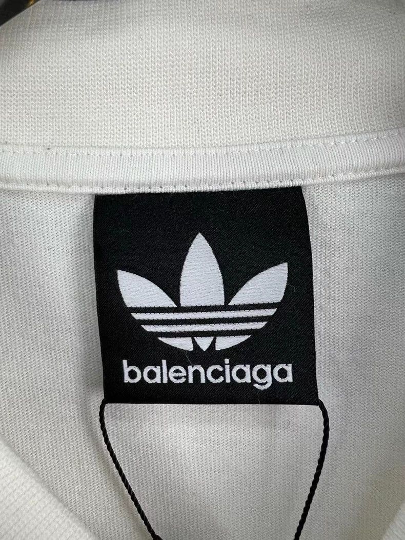 Other Balenciaga Clover embroidered LOGO short sleeve Size US S / EU 44-46 / 1 - 4 Thumbnail
