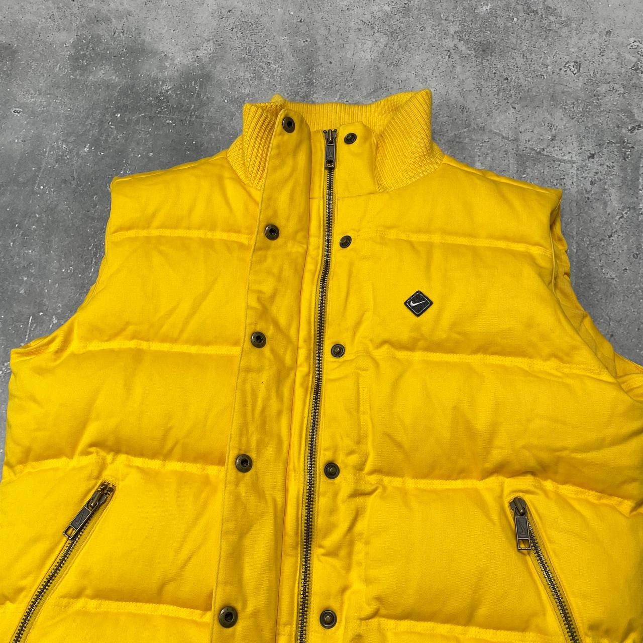 Nike Vintage 2000s Nike Trail Runners Y2K Down Vest Women’s m Size M / US 6-8 / IT 42-44 - 12 Thumbnail