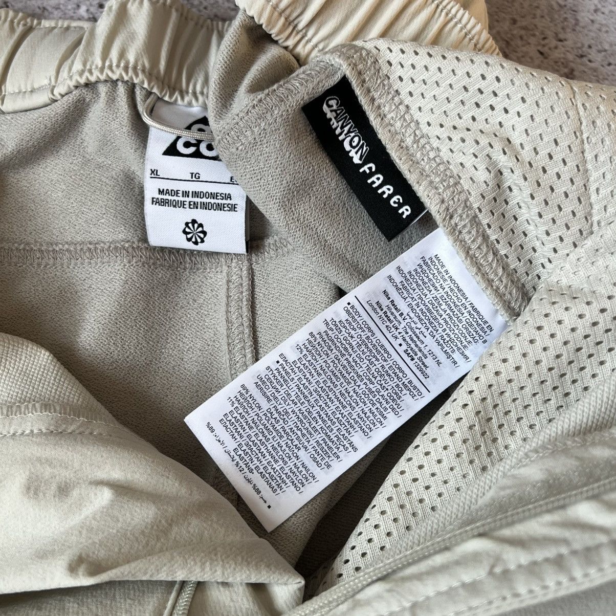 Nike ACG Nike ACG Canyon Farer Cargo Pants Light Bone Colorblock XL Size US 36 / EU 52 - 6 Thumbnail