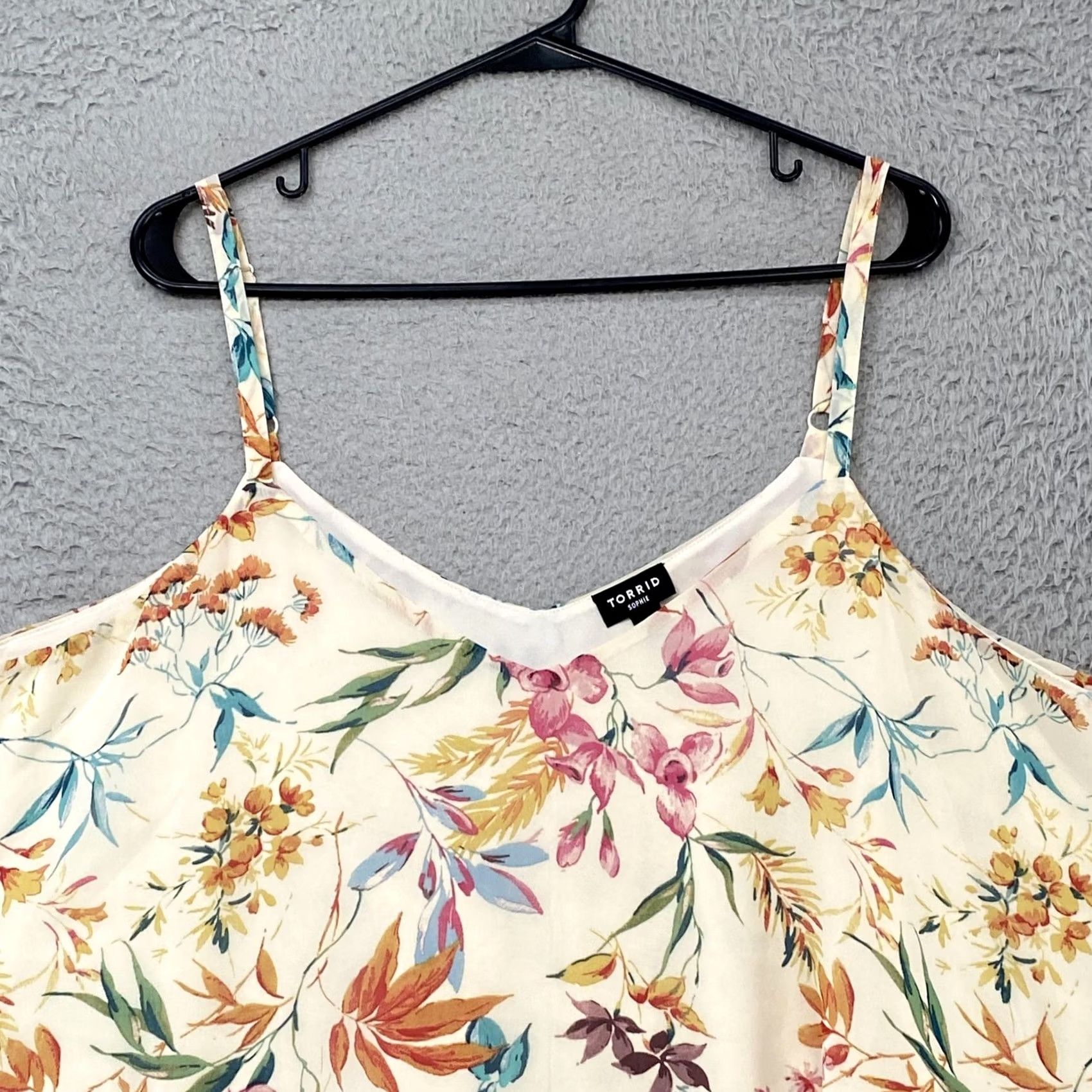 Torrid Torrid Floral Tank Top Womens 2X Cami Layering Festival Chiffon Summer Sleeveless V-Neck Slender Adjustable Strap Size XXL / US 16-18 / IT 52-54 - 2 Thumbnail