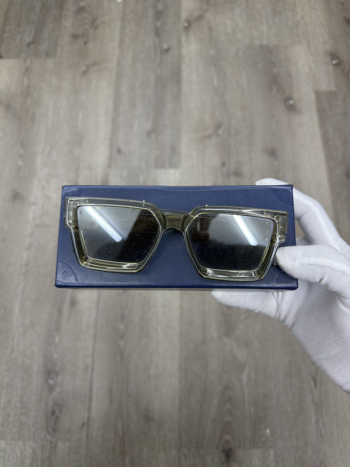Louis Vuitton Louis Vuitton 1.1 Millionaires Sunglasses Light Green Z1971W Size ONE SIZE - 2 Thumbnail