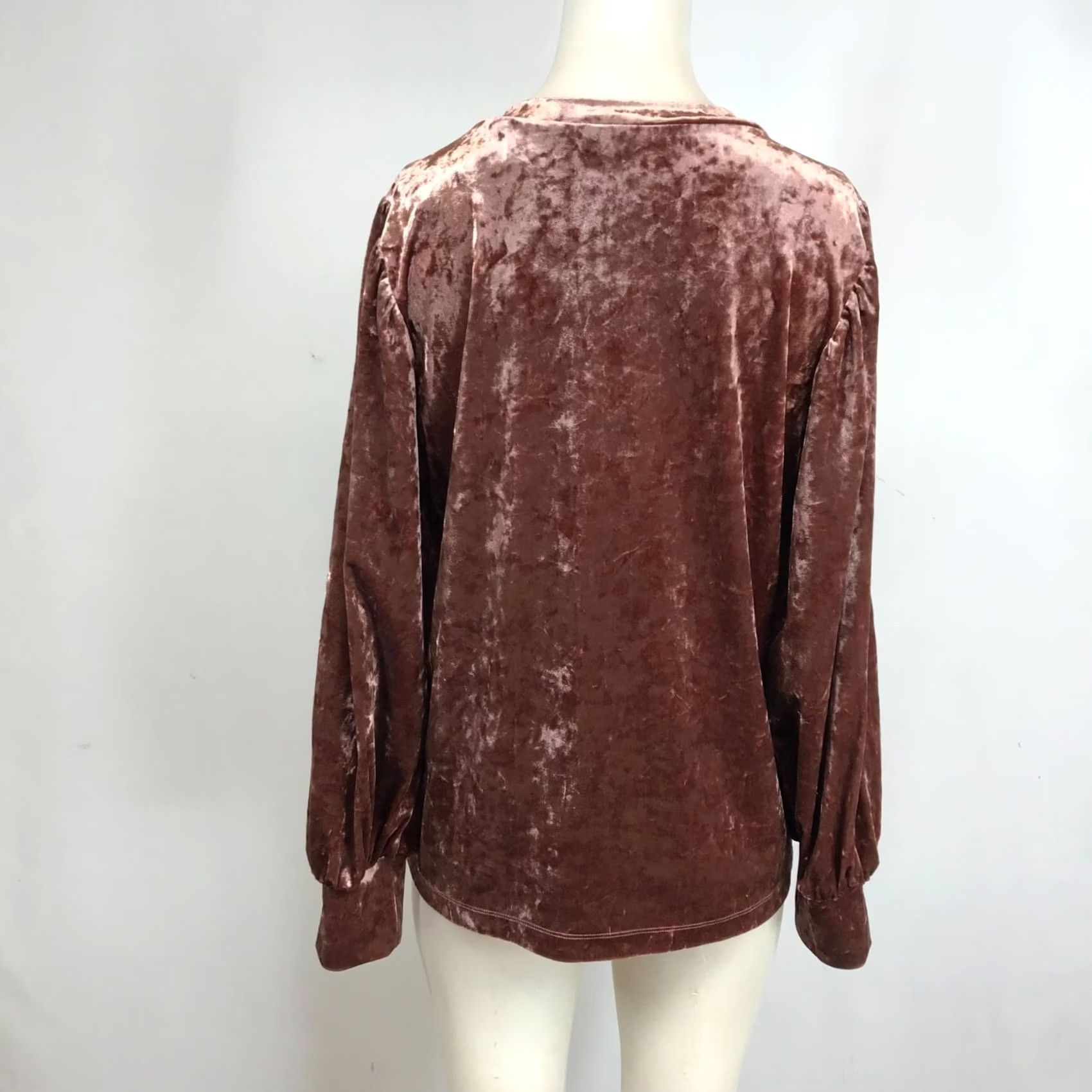 Vintage ModCloth Shirt Top Womens L Mauve Long Sleeve Round Neck Velour Brown Size L / US 10 / IT 46 - 5 Thumbnail