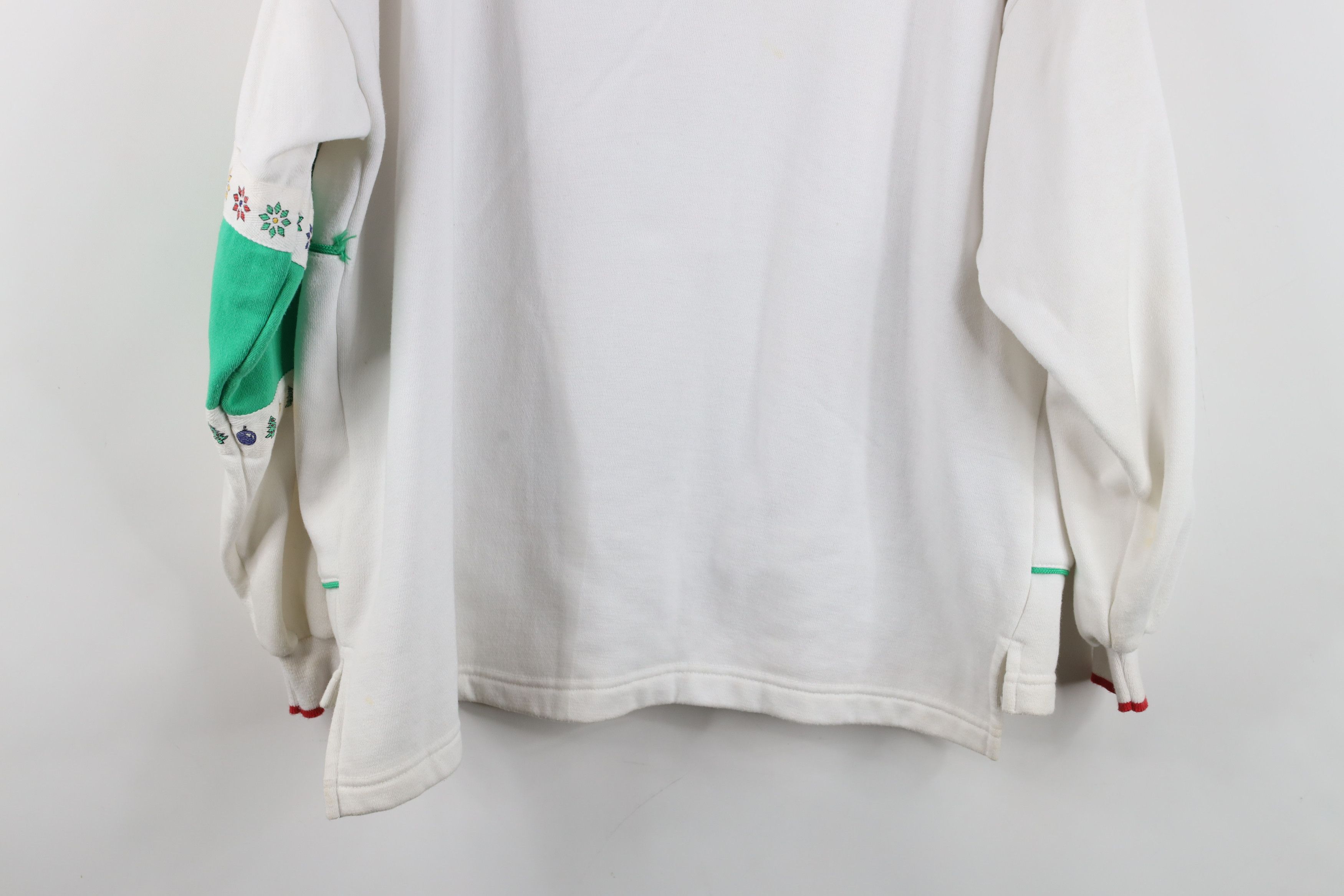 Vintage Vintage 90s Streetwear Christmas Bear Sweatshirt White Size L / US 10 / IT 46 - 16 Thumbnail