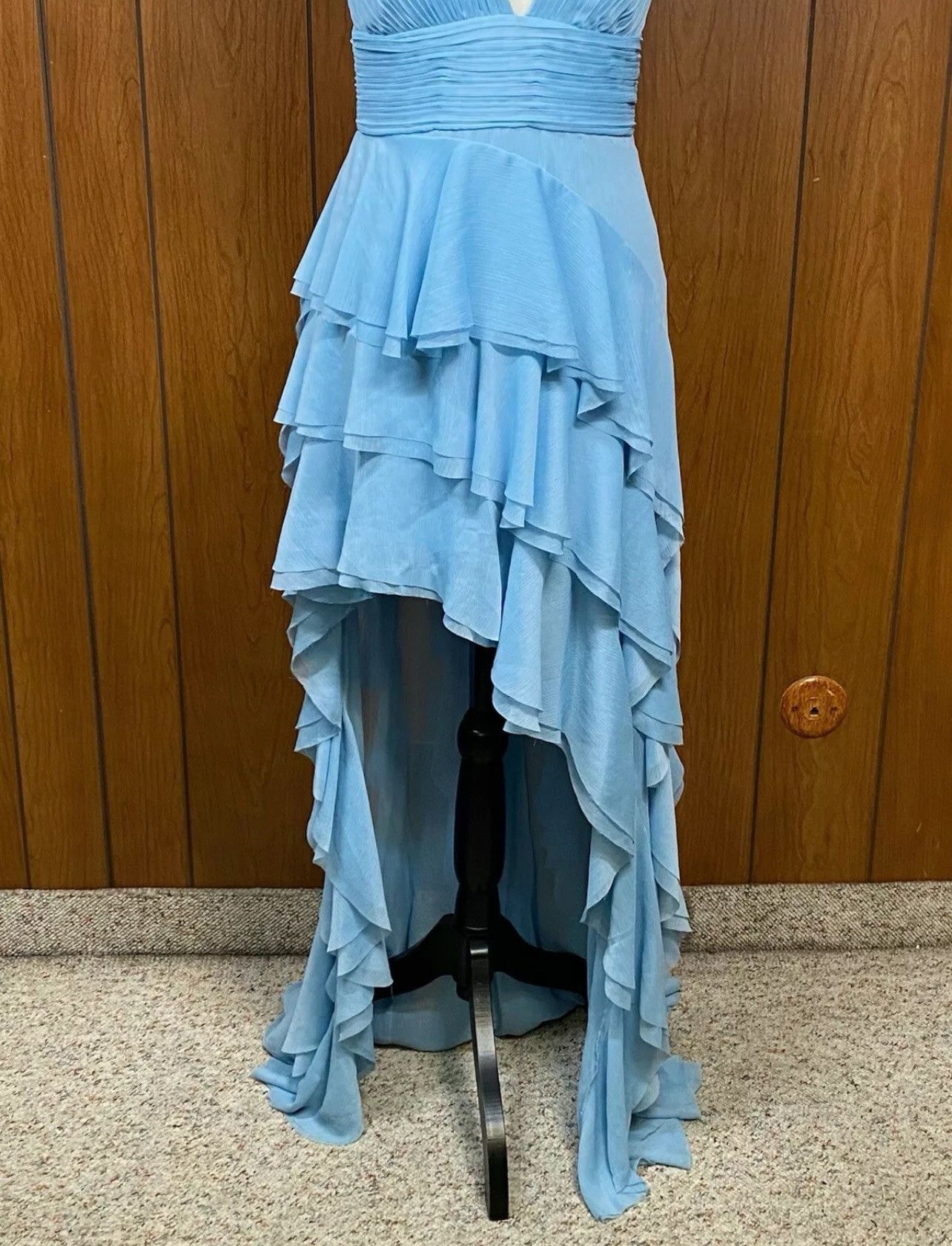 Alice + Olivia Alice + Olivia Asymmetric Ruffled Maxi Dress size 4 Size S / US 4 / IT 40 - 8 Thumbnail