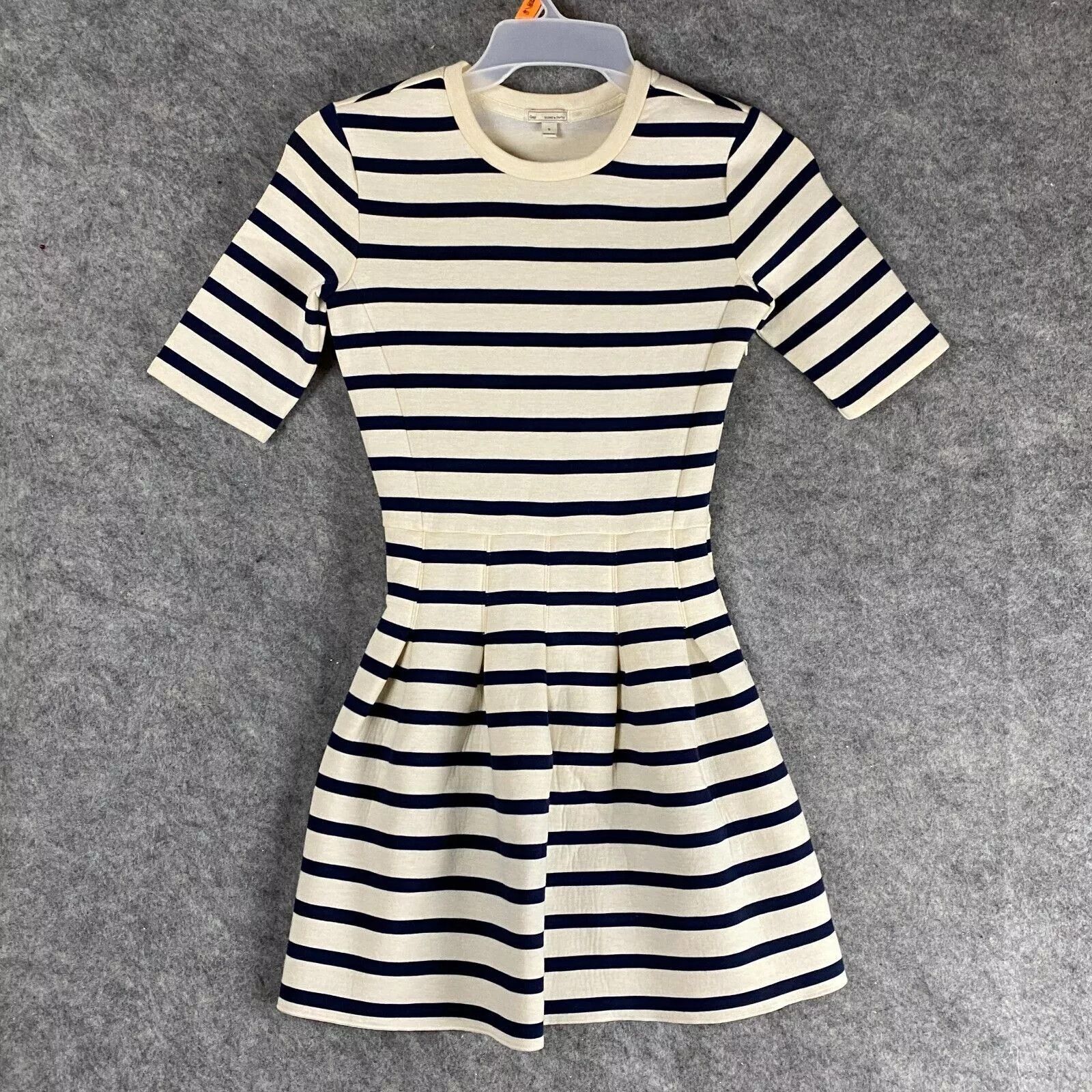 Gap Gap Dress Size 0 Women's A-Line Striped Zipper Close Size XS / US 0-2 / IT 36-38 - 1 Thumbnail