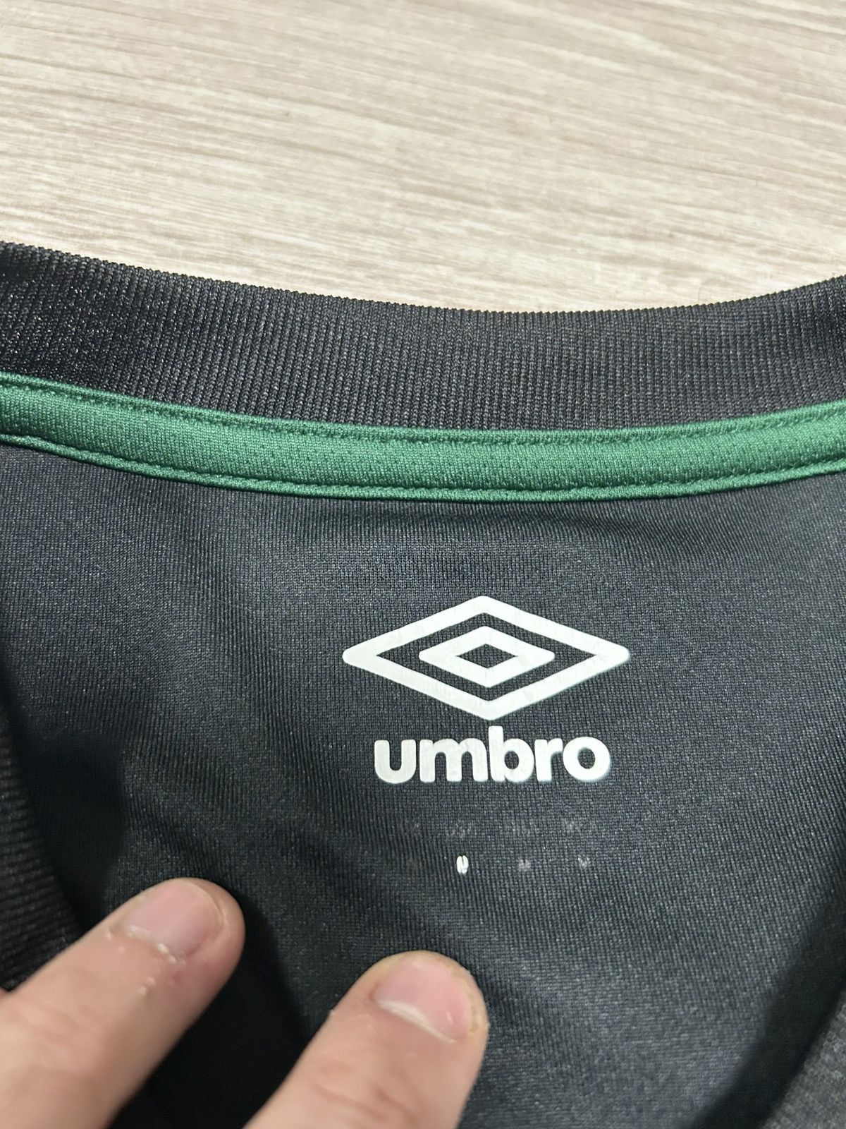 Umbro Umbro Jersey National Team Jamaica Training shirt size M Size US M / EU 48-50 / 2 - 10 Thumbnail