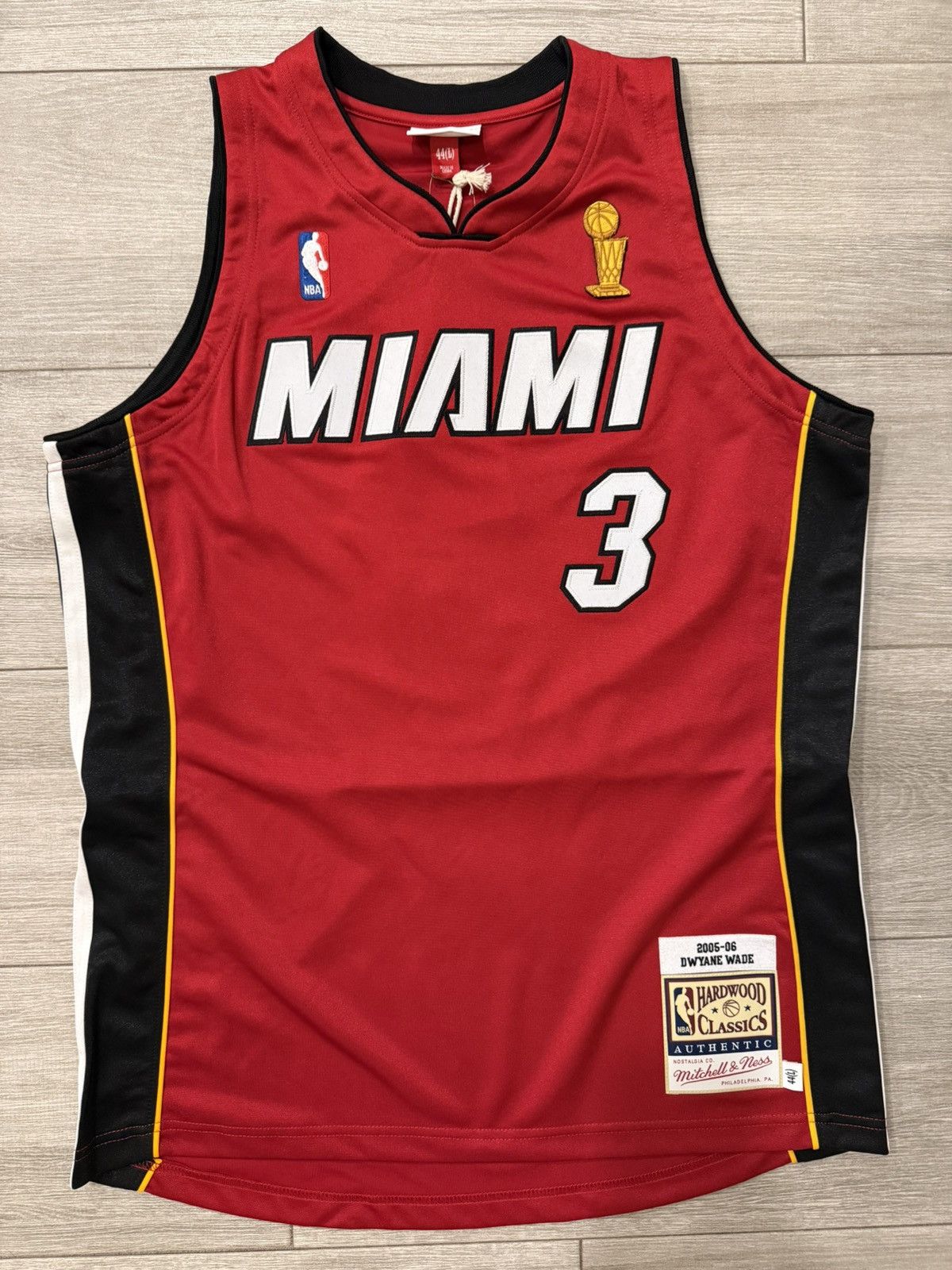 Mitchell & Ness Mitchell & Ness Dwyane Wade Miami Heat Authentic Jersey 44 L Size US L / EU 52-54 / 3 - 1 Thumbnail