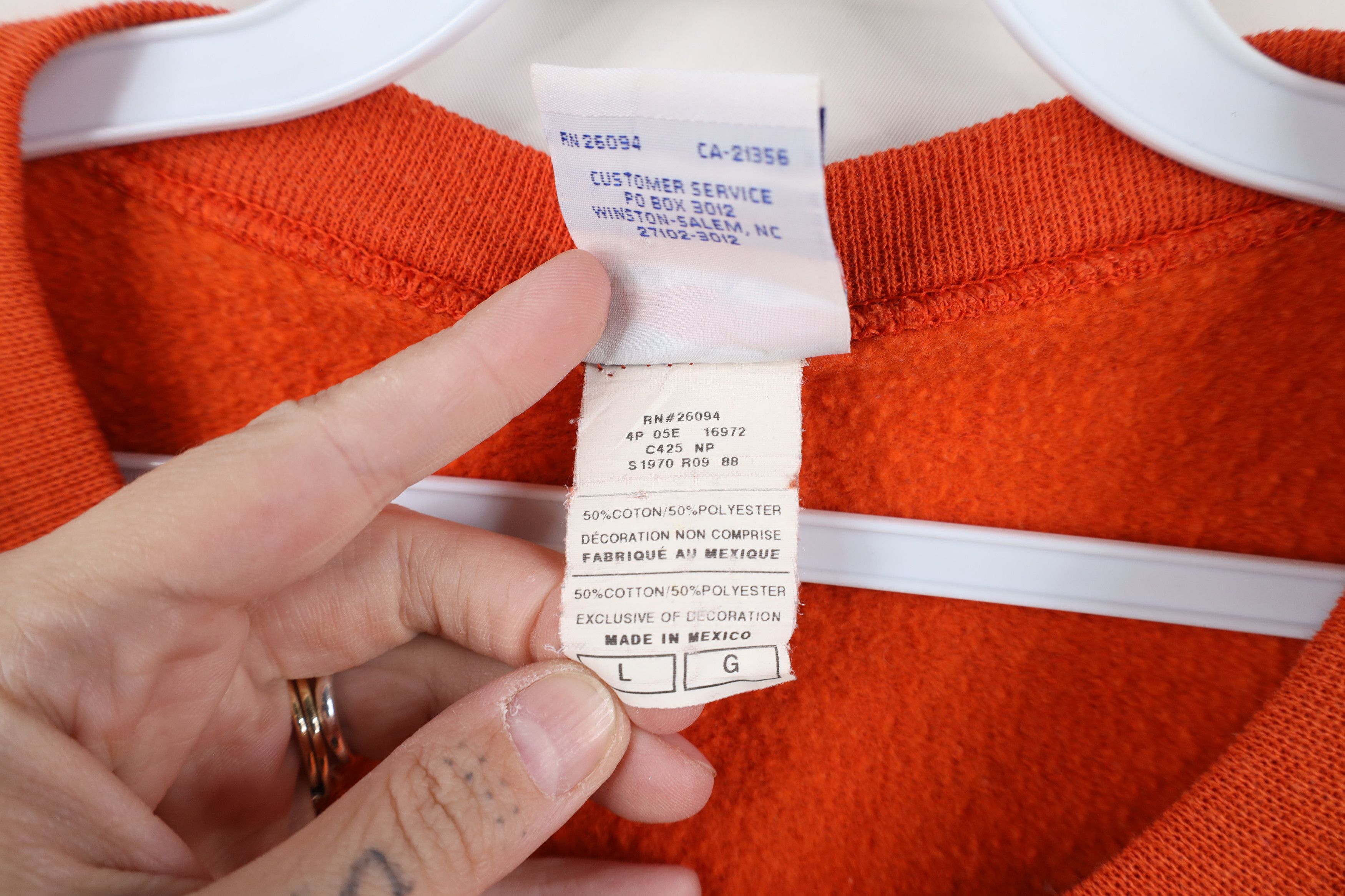 Champion Vintage 90s Champion Spell Out Crewneck Sweatshirt Orange Size US L / EU 52-54 / 3 - 10 Thumbnail