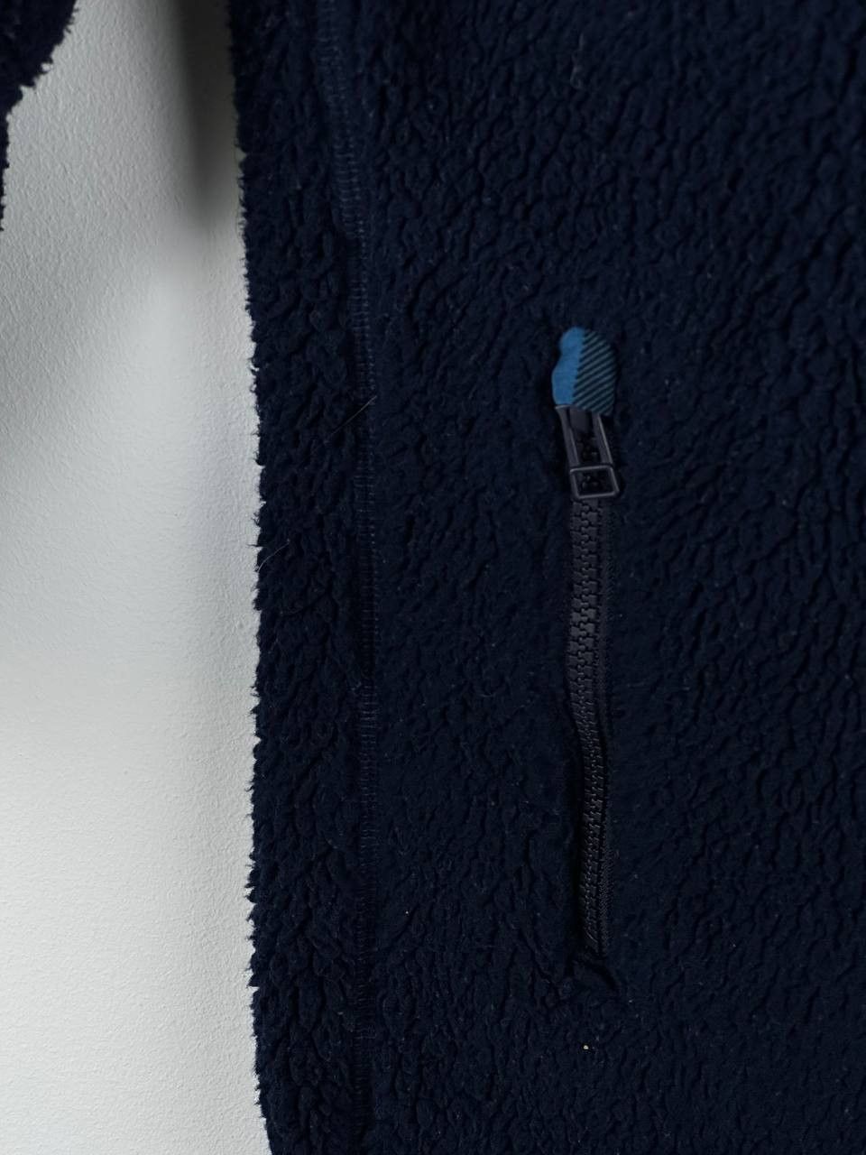 JW Anderson × Uniqlo Uniqlo J.W.Anderson Teddy Fleece Navy Zip Sweater Size US L / EU 52-54 / 3 - 11 Thumbnail