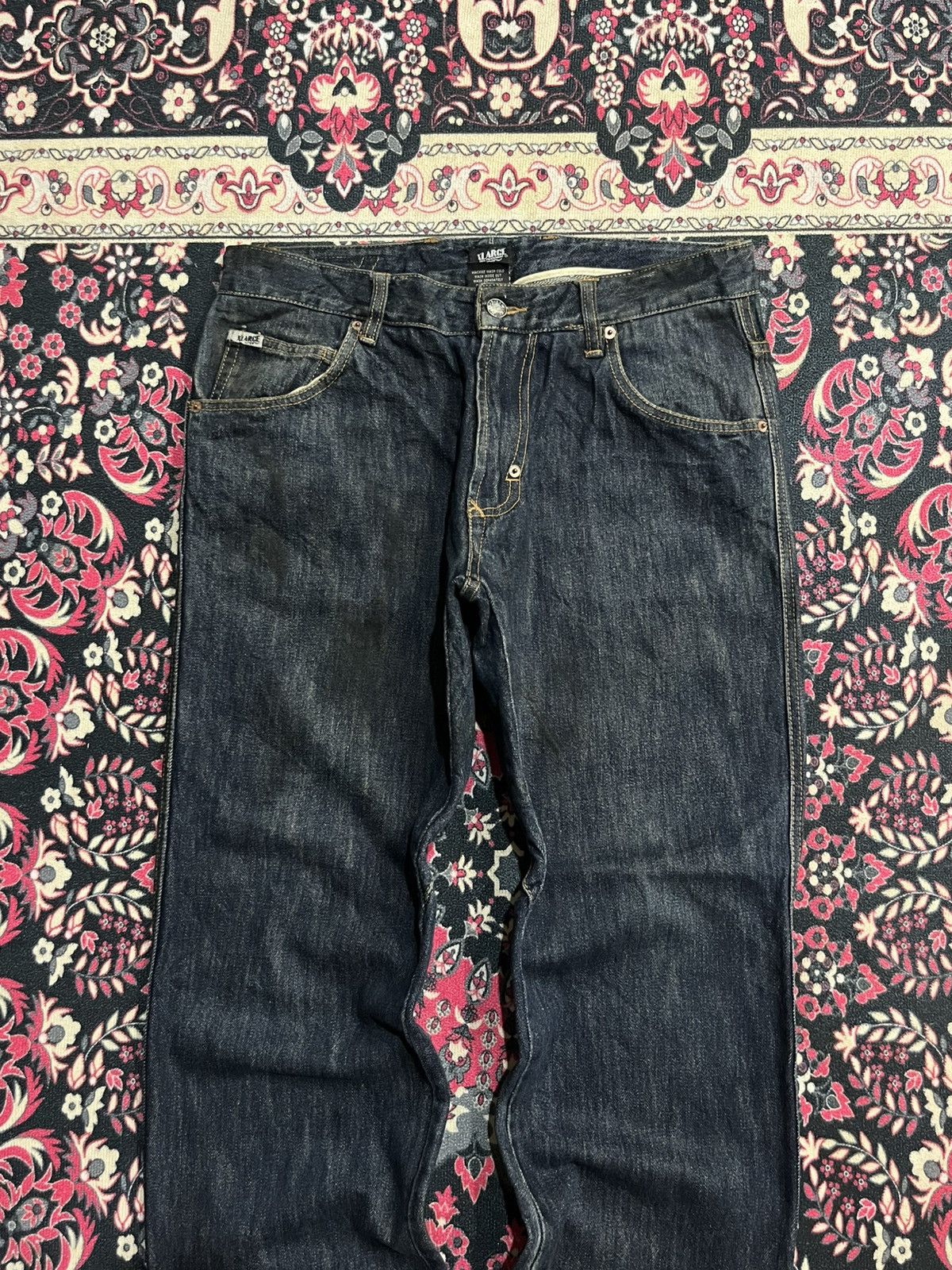 X-LARGE Vintage X-Large Dark Blue Washed Frayed Leg Loose Jeans Size US 32 / EU 48 - 3 Thumbnail