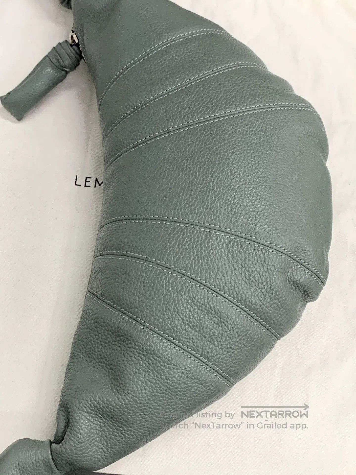 Lemaire Lemaire Small Clay Green Croissant Bag. Size ONE SIZE - 9 Thumbnail