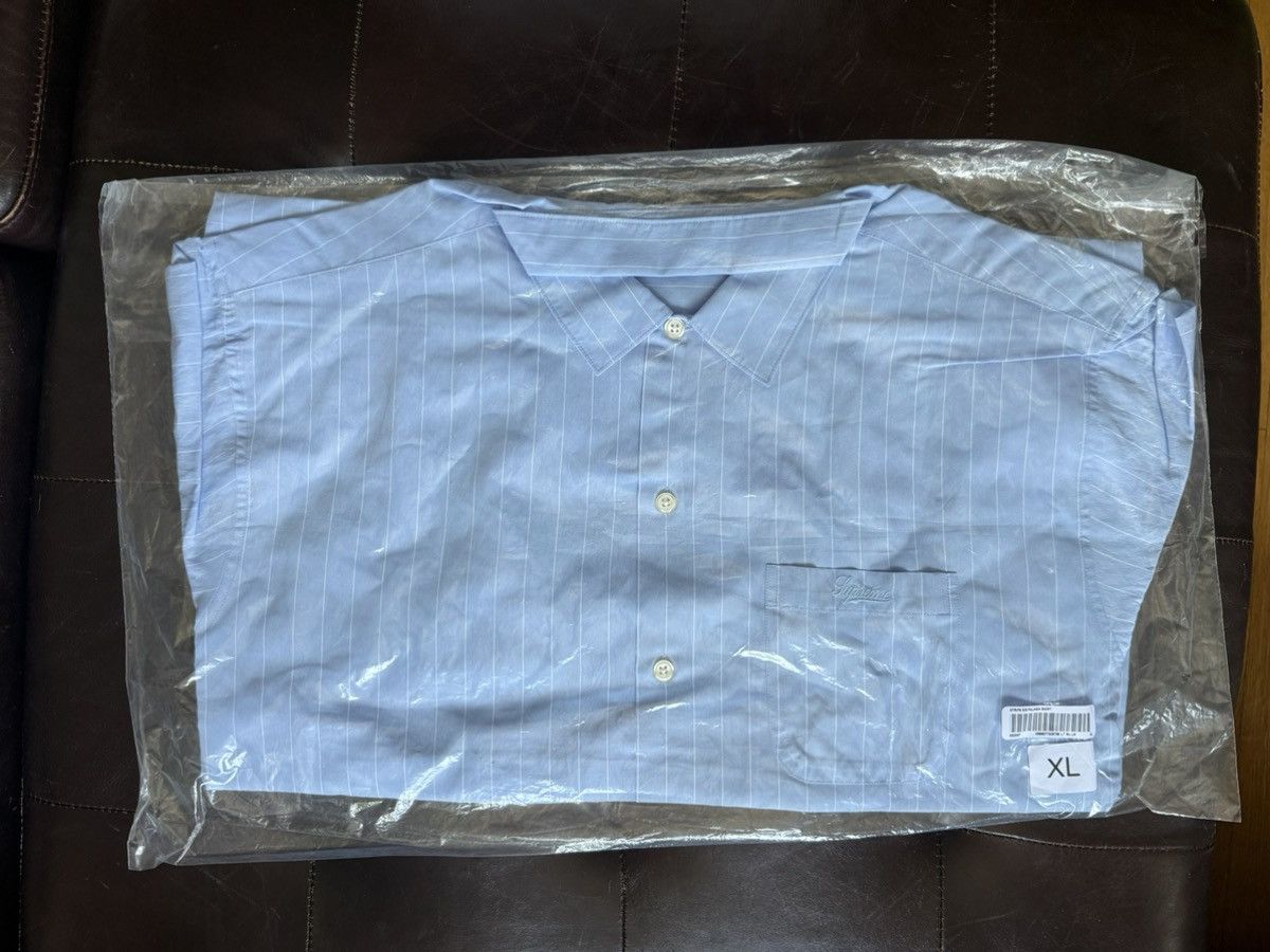 トップス Supreme Stripe S/S Pajama Shirt Lt.Blue Supreme Stripe S S Pajama Shirt (SS25) - $158