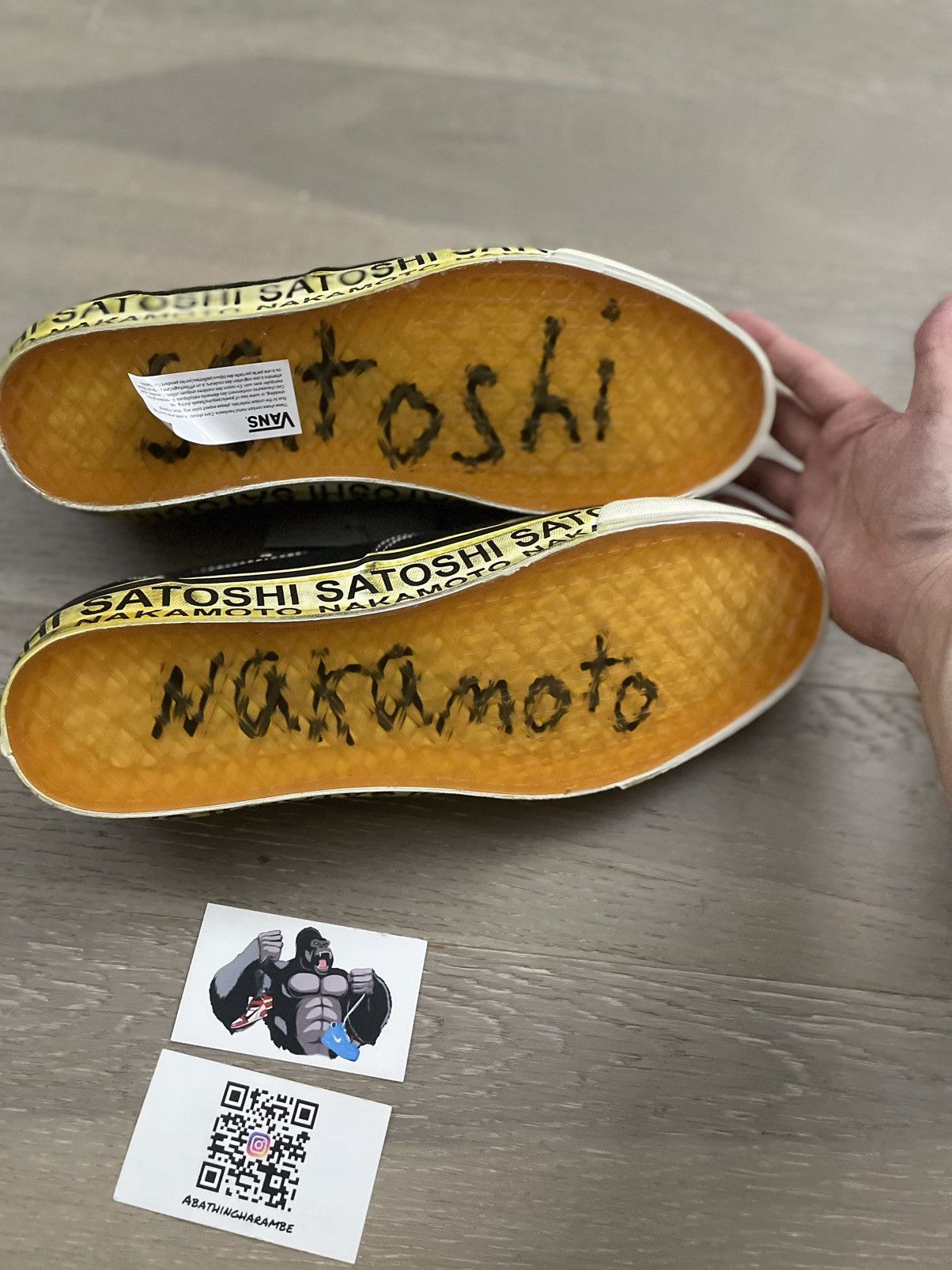 Satoshi Nakamoto × Vans Satoshi Nakamoto OTW Old Skool Vans Pearlized Size US 13 / EU 46 - 10 Thumbnail
