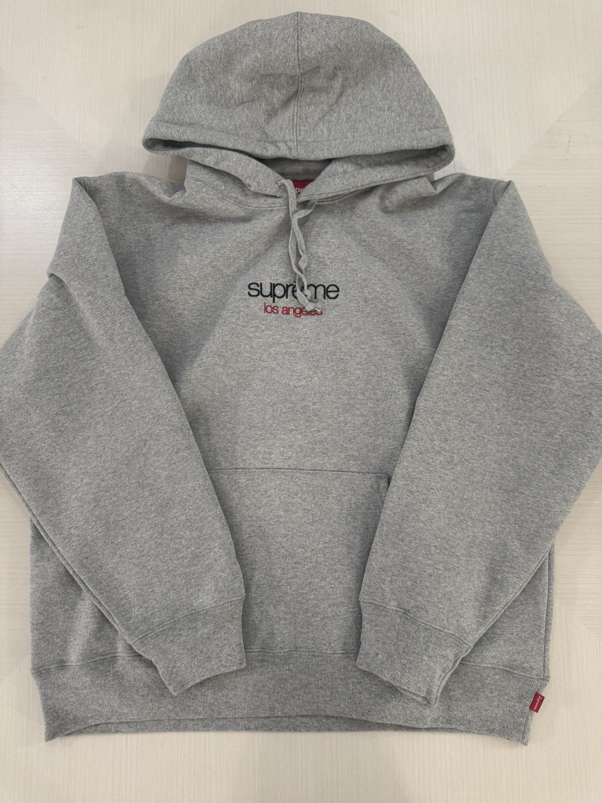 Supreme los angeles shop classic logo hoodie sz M FW25 USED